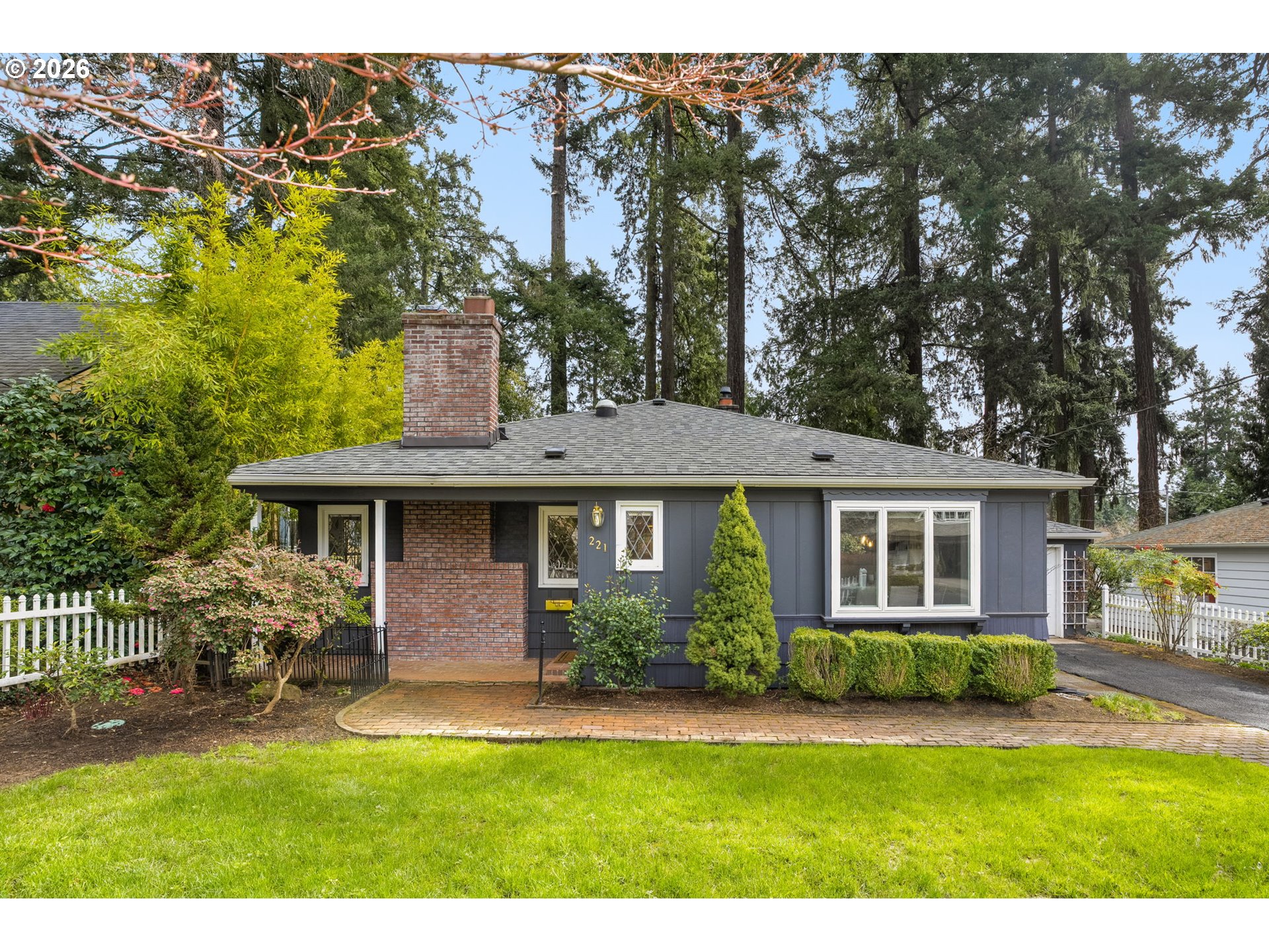 221 6TH ST, Lake Oswego, OR, 97034