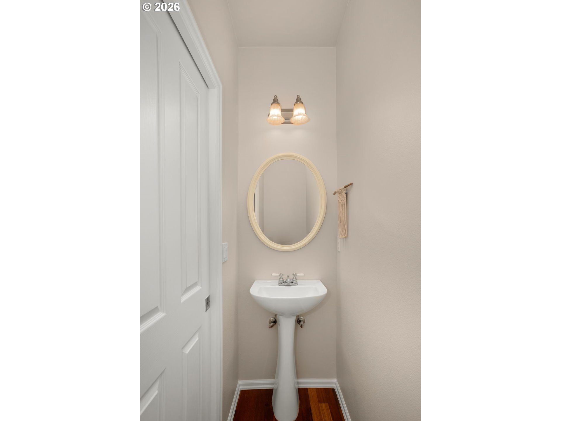 Photo #9: 207436130 Listing: Photo #9