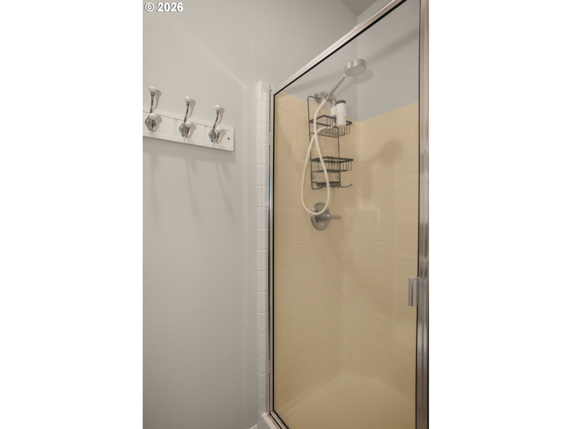 Photo #8: 207436130 Listing: Photo #8