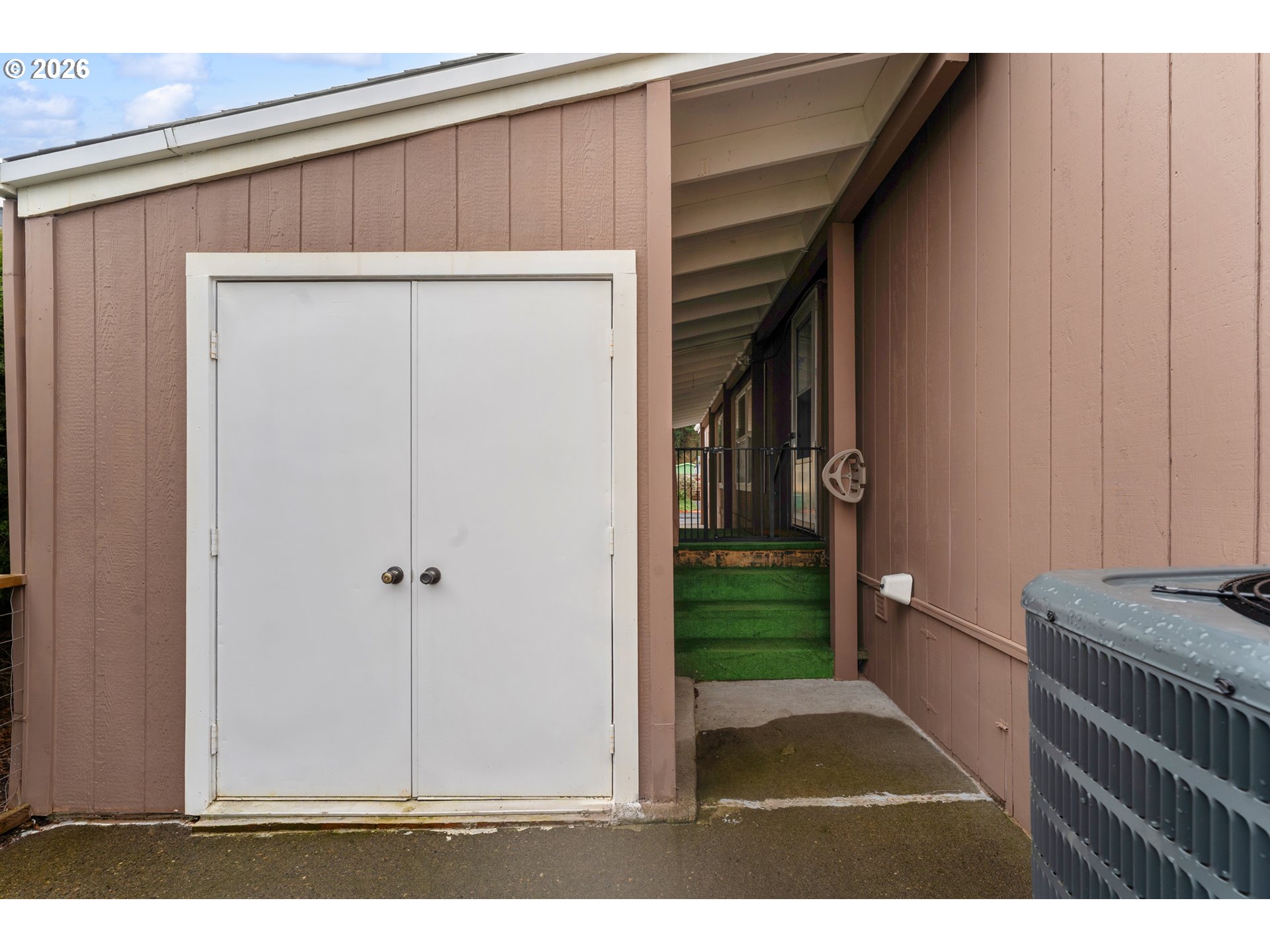 15768 SE POWELL BLVD UNIT 40, Portland, OR, 97236