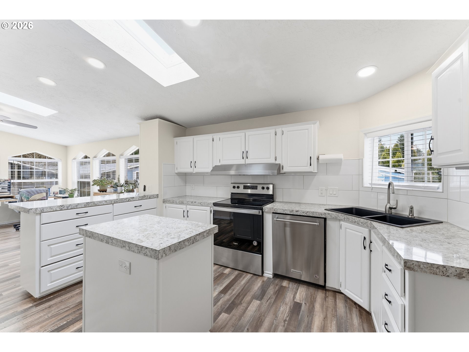 15768 SE POWELL BLVD UNIT 40, Portland, OR, 97236