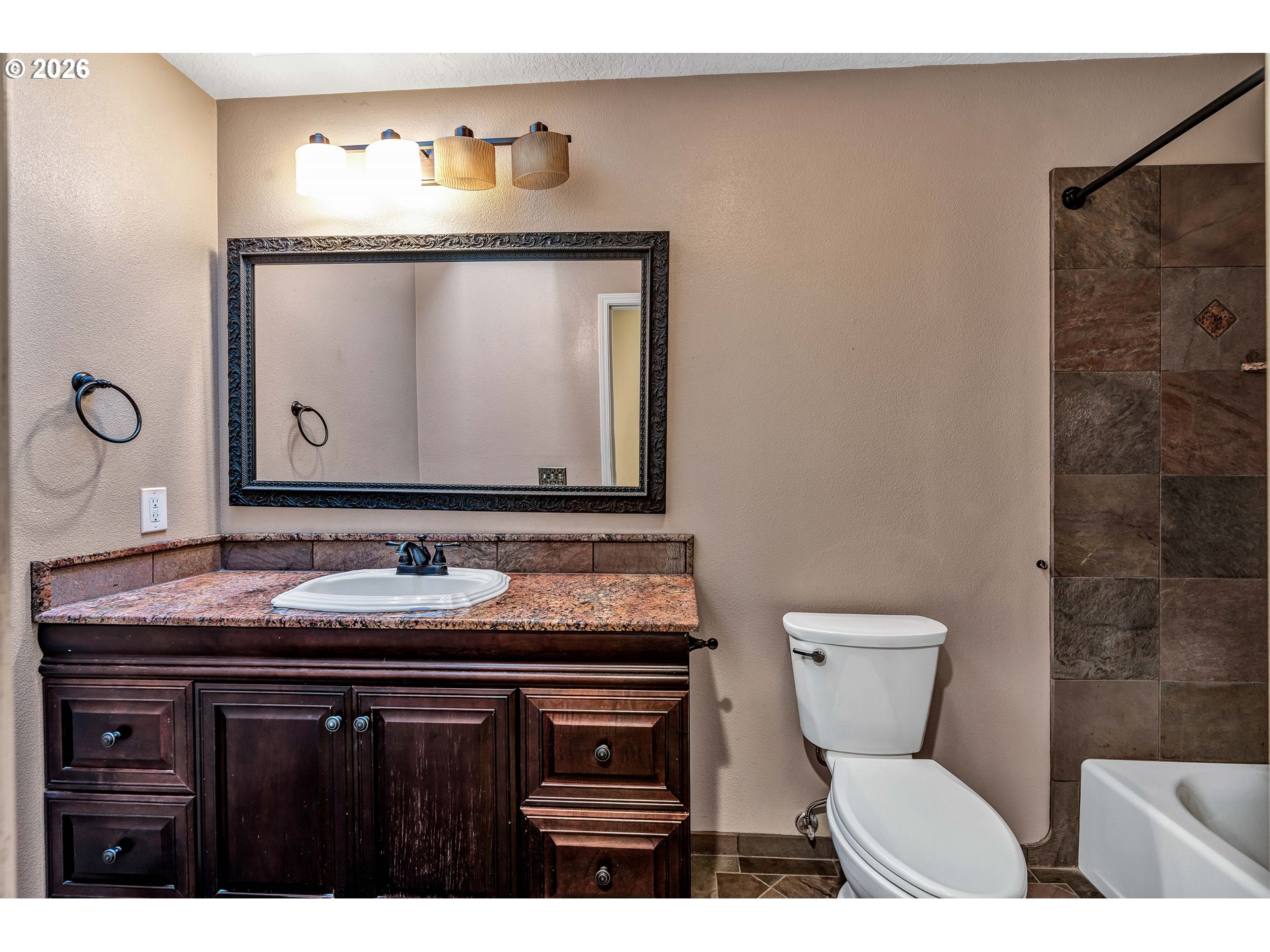Property photo 18 of 48