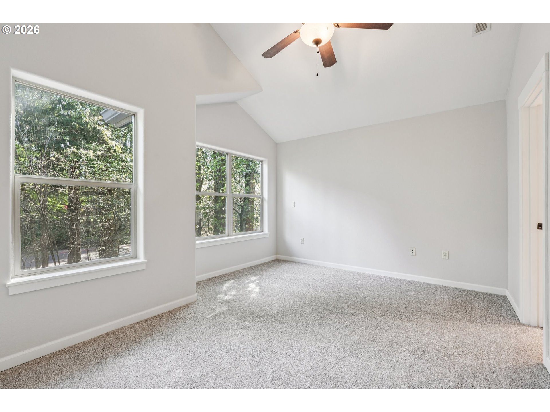 Photo #12: 208505866 Listing: Photo #12