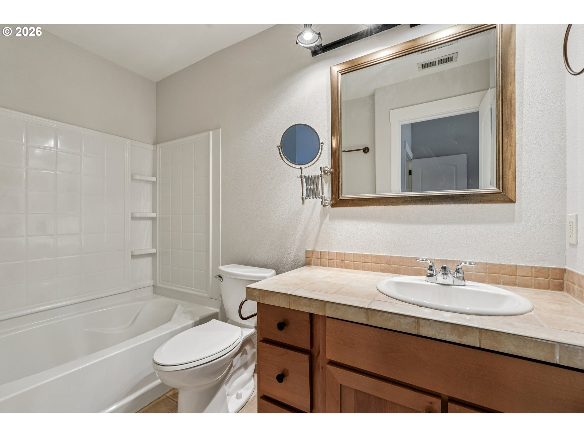 Photo #21: 208505866 Listing: Photo #21