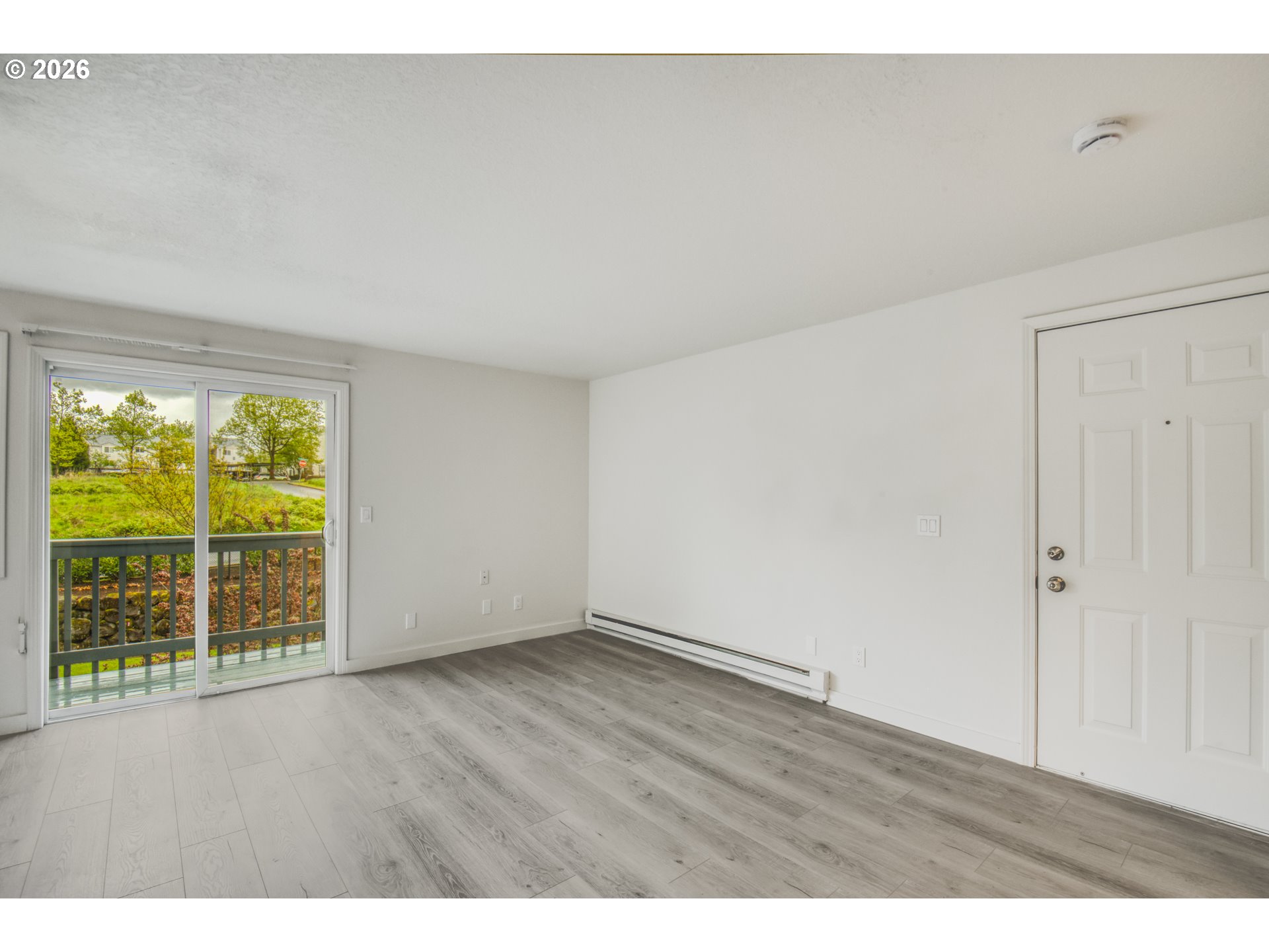 Photo #1: 209112595 Listing: Photo #1