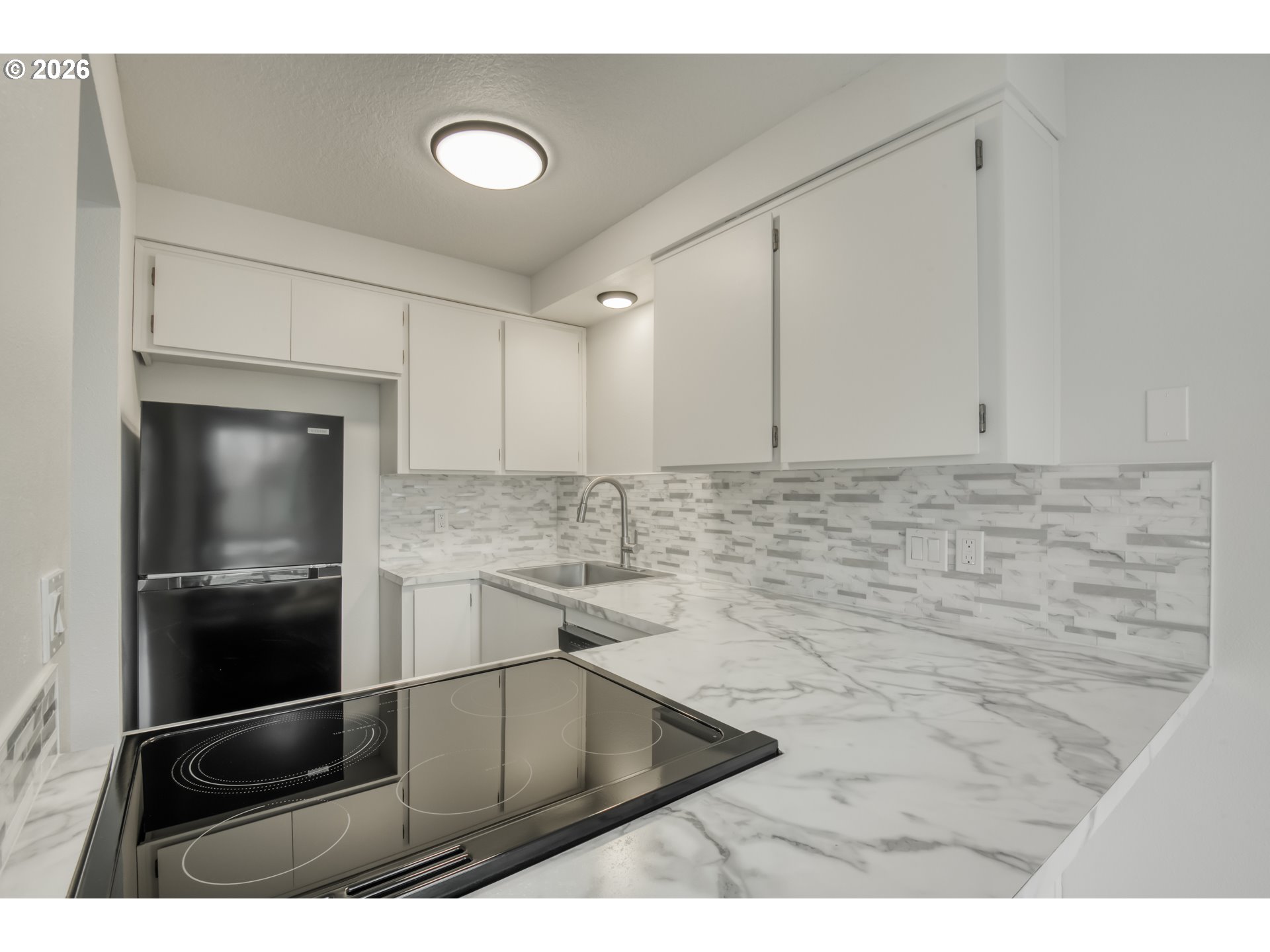 Photo #6: 209112595 Listing: Photo #6