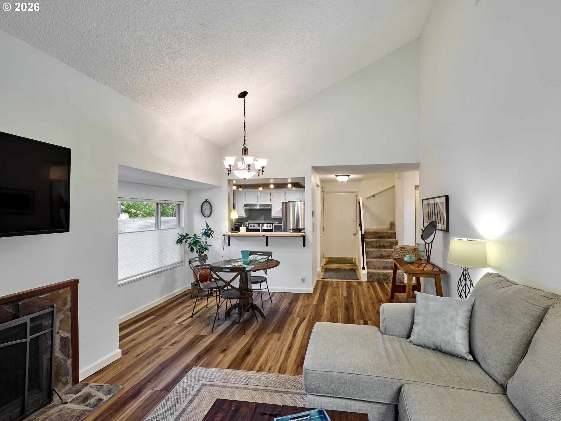 Photo #12: 209373247 Listing: Photo #12