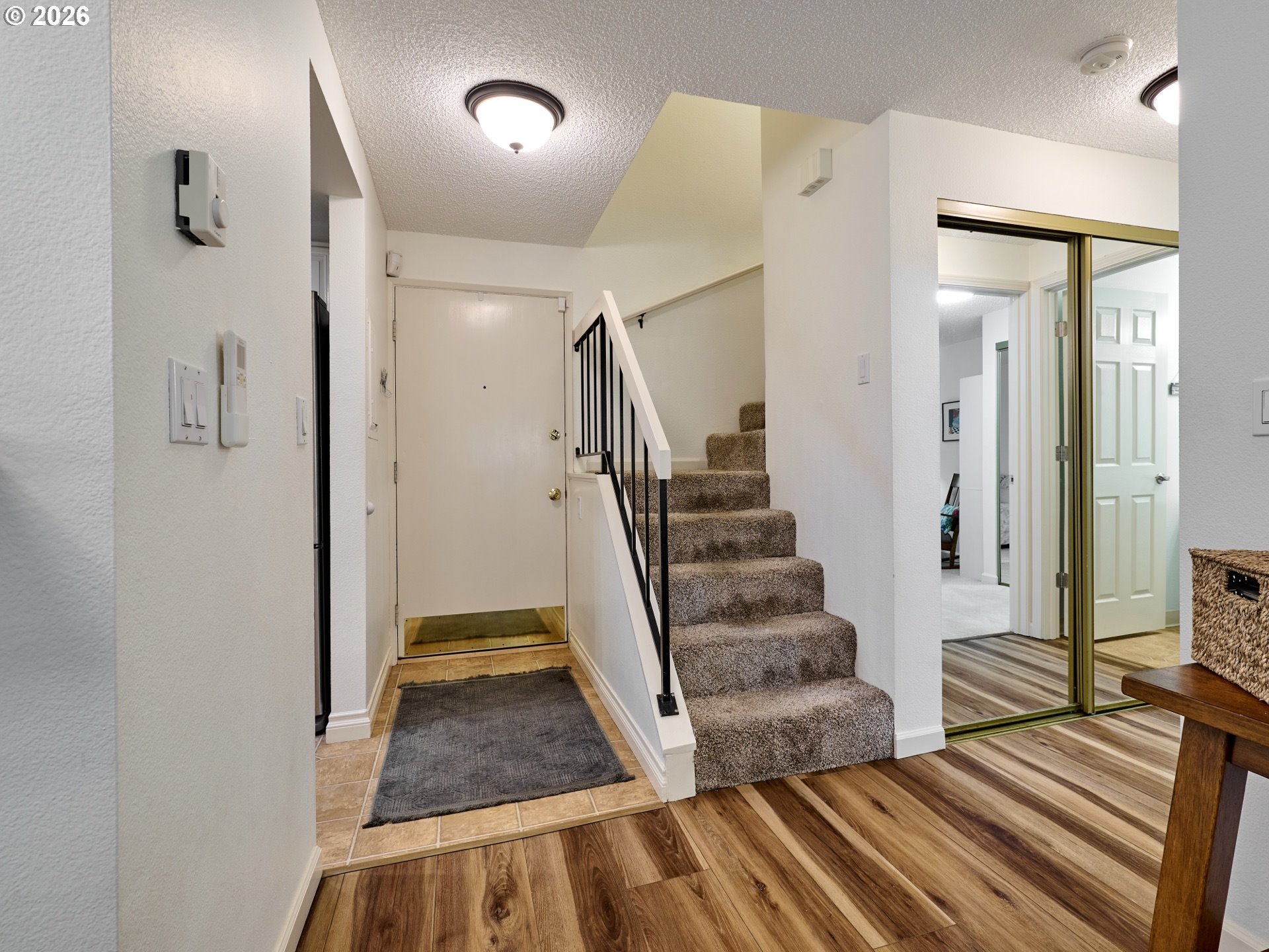 Photo #3: 209373247 Listing: Photo #3