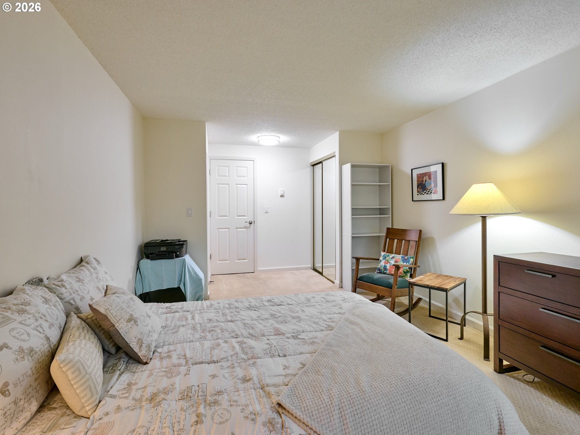 Photo #4: 209373247 Listing: Photo #4