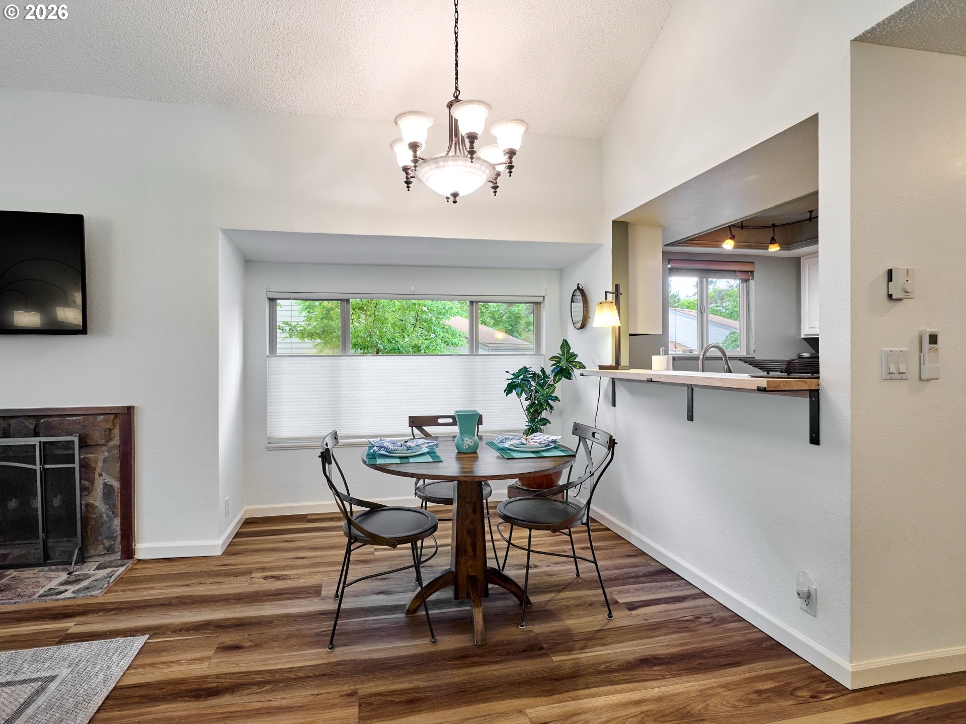Photo #13: 209373247 Listing: Photo #13