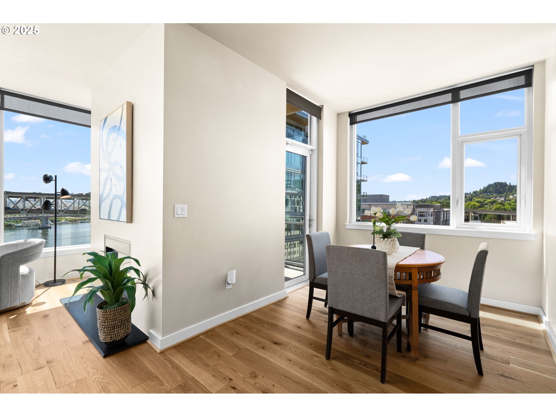 Photo #13: 209948672 Listing: Photo #13