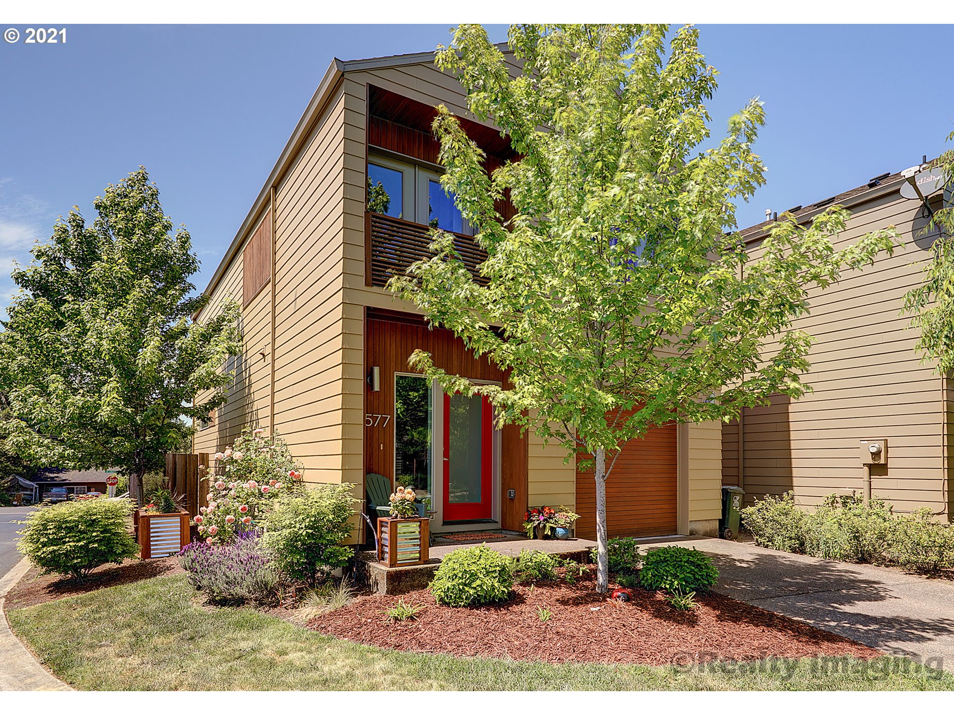 Photo #3: 21002477 Listing 
