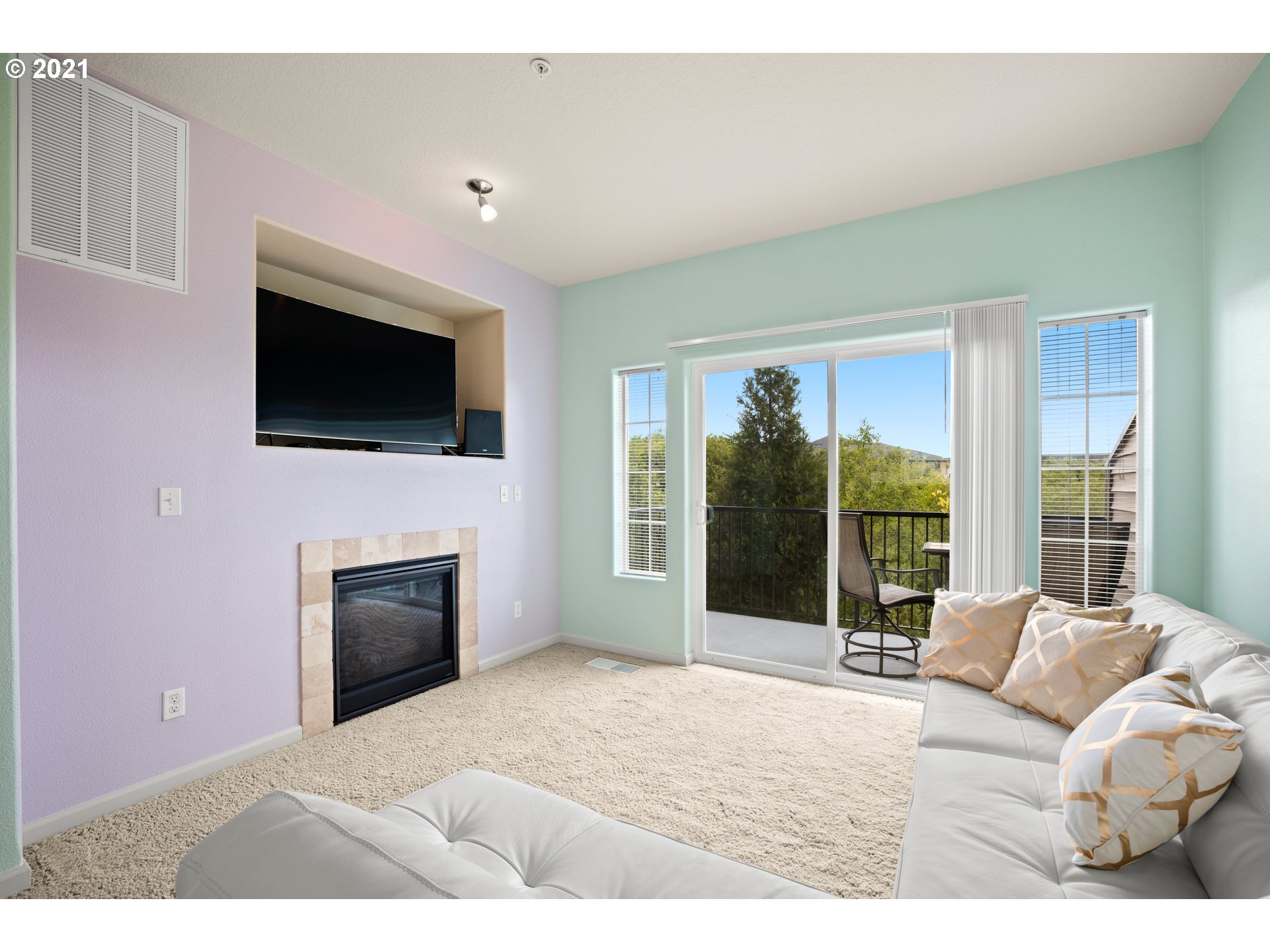 Photo #4: 21006368 Listing 