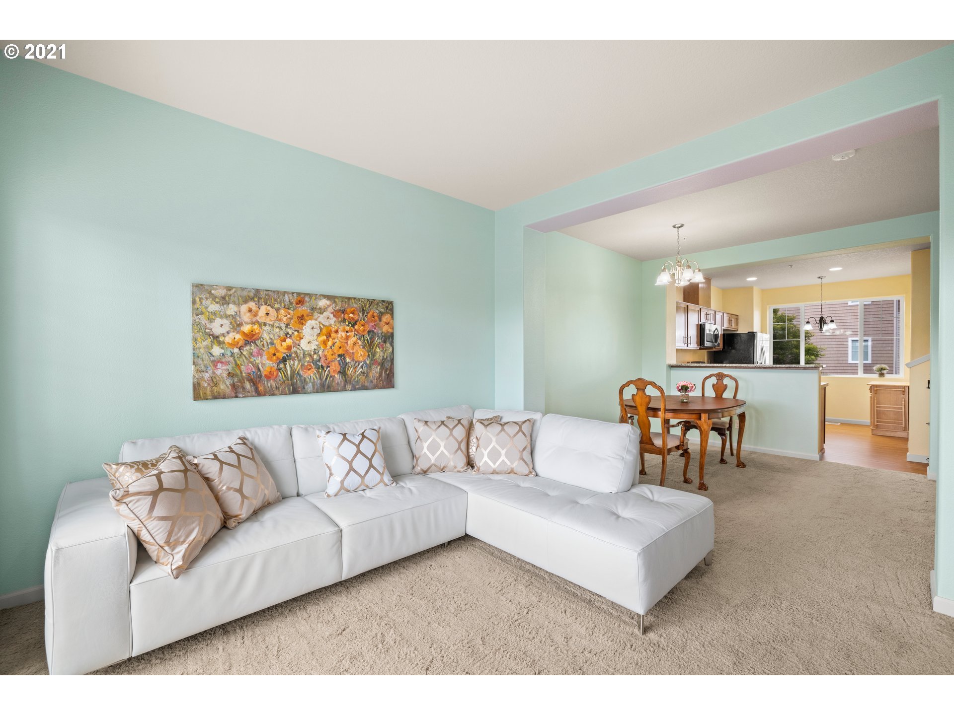 Photo #3: 21006368 Listing 