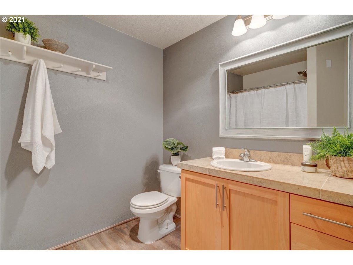 Photo #3: 21013485 Listing 