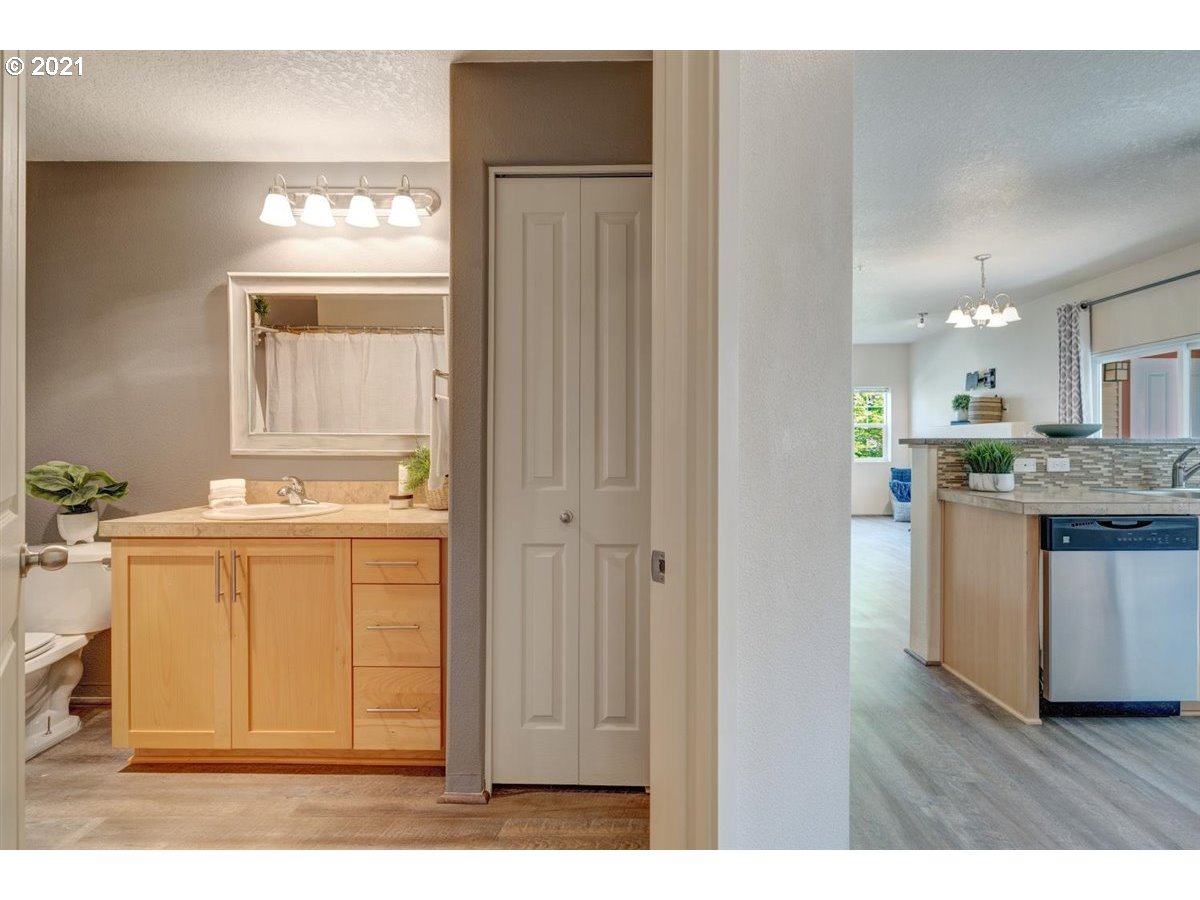 Photo #2: 21013485 Listing 