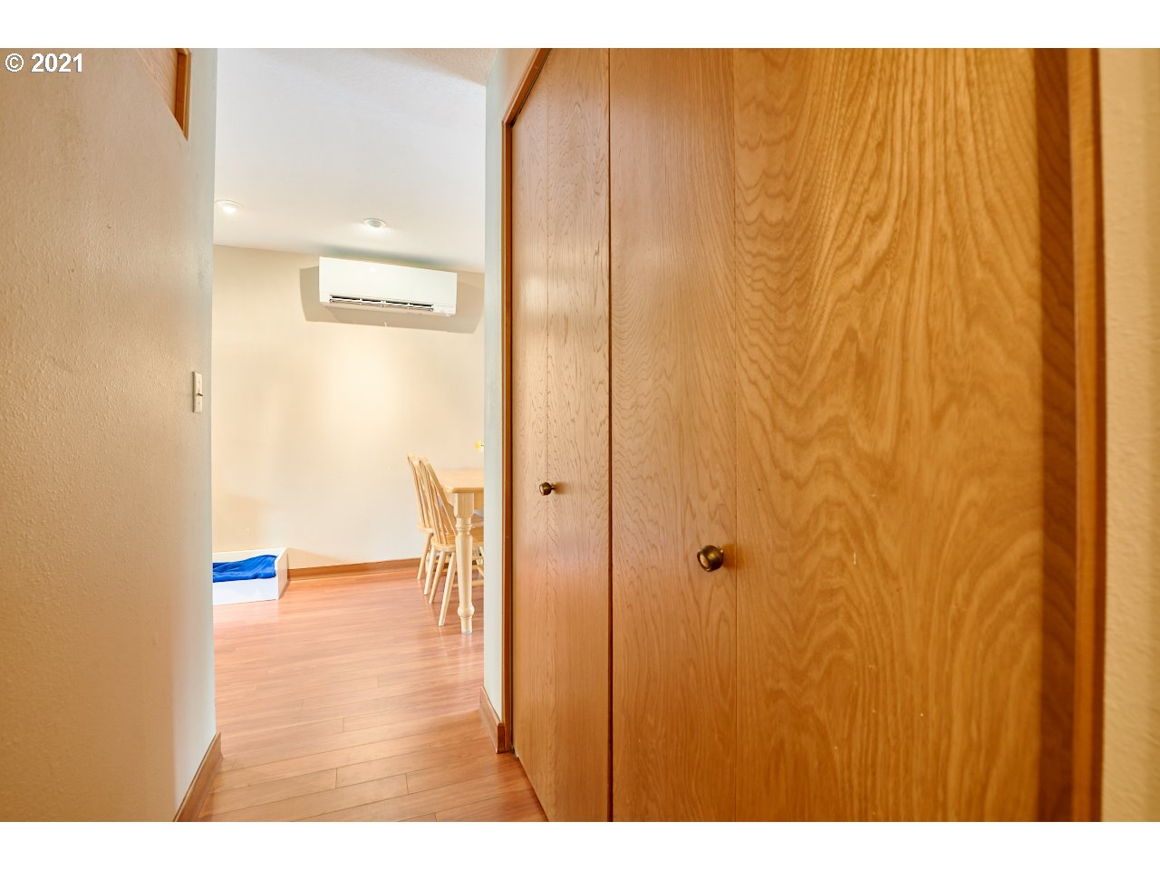 Photo #6: 21015428 Listing 