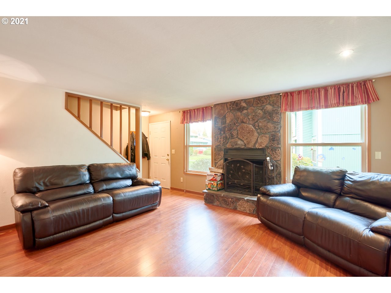 Photo #3: 21015428 Listing 