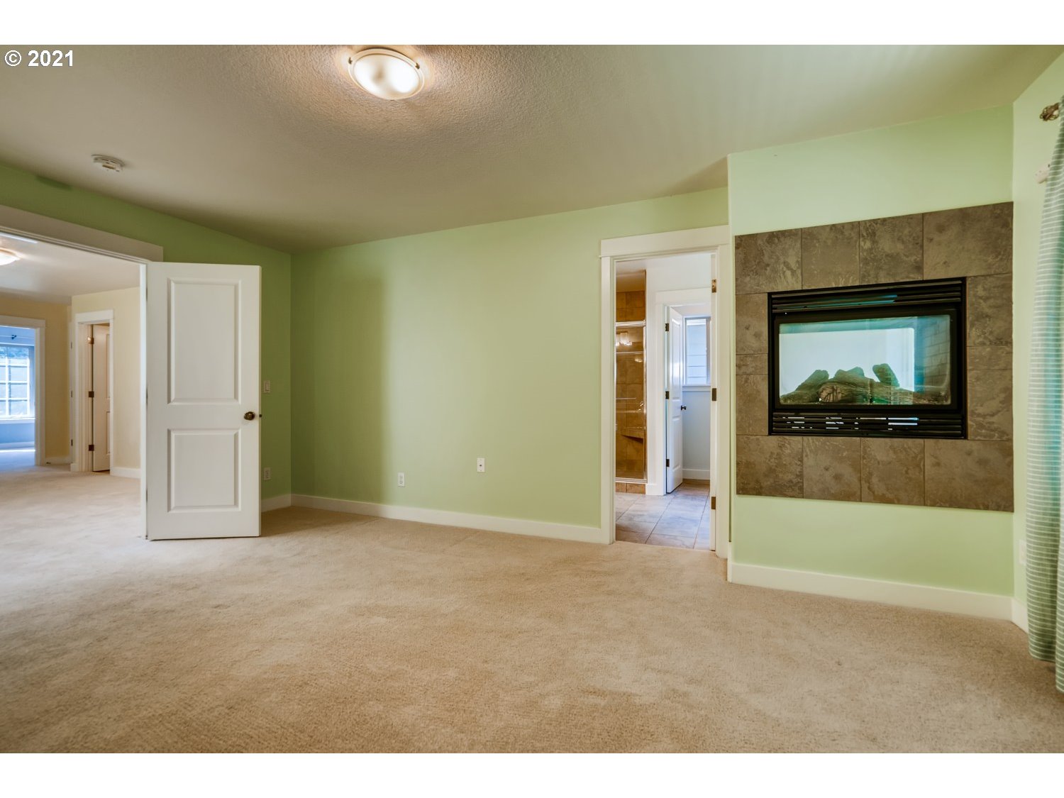 Bedroom, Owner's Suite