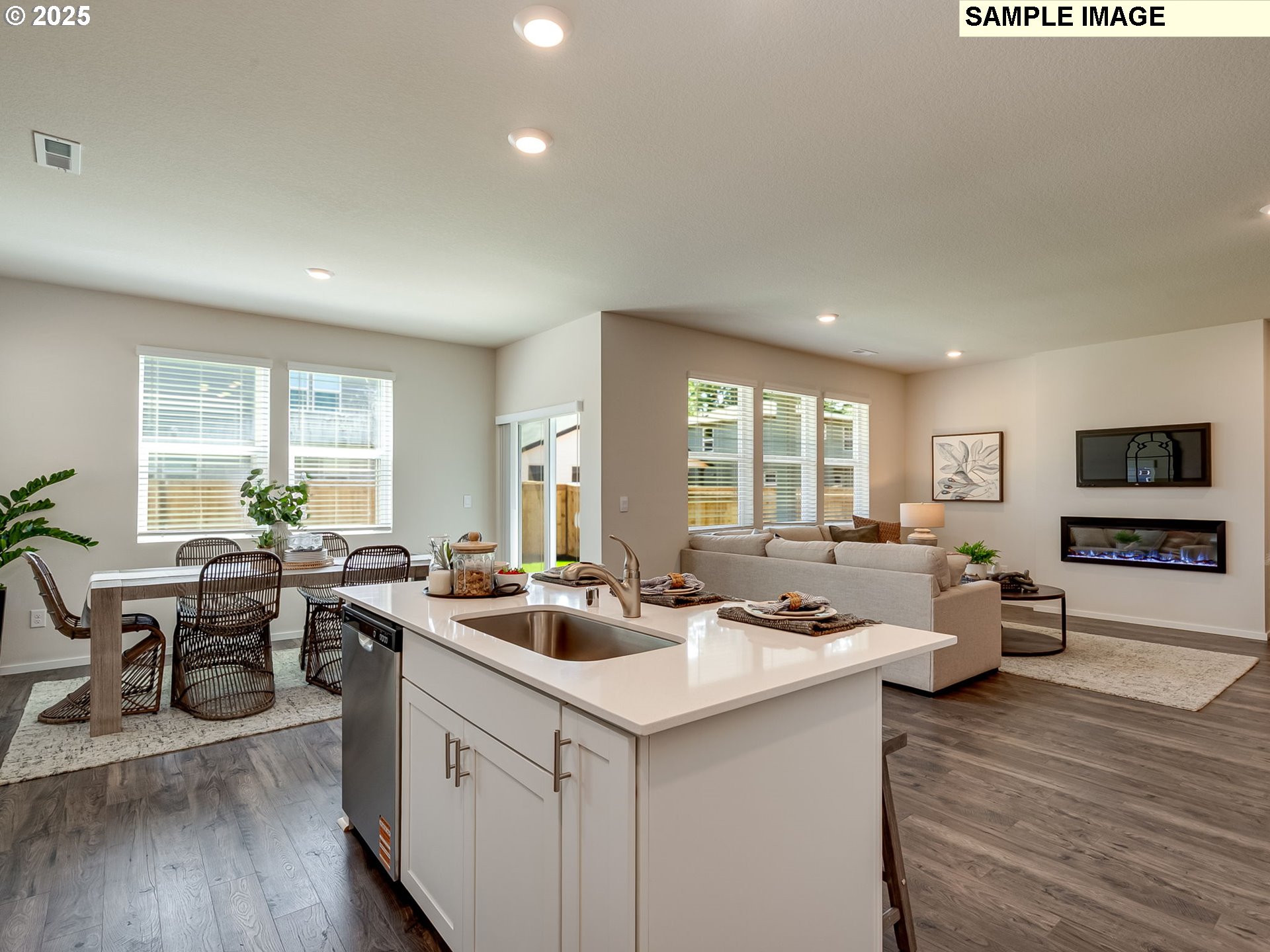 2708 NW 3RD AVE, Battle Ground, WA, 98604