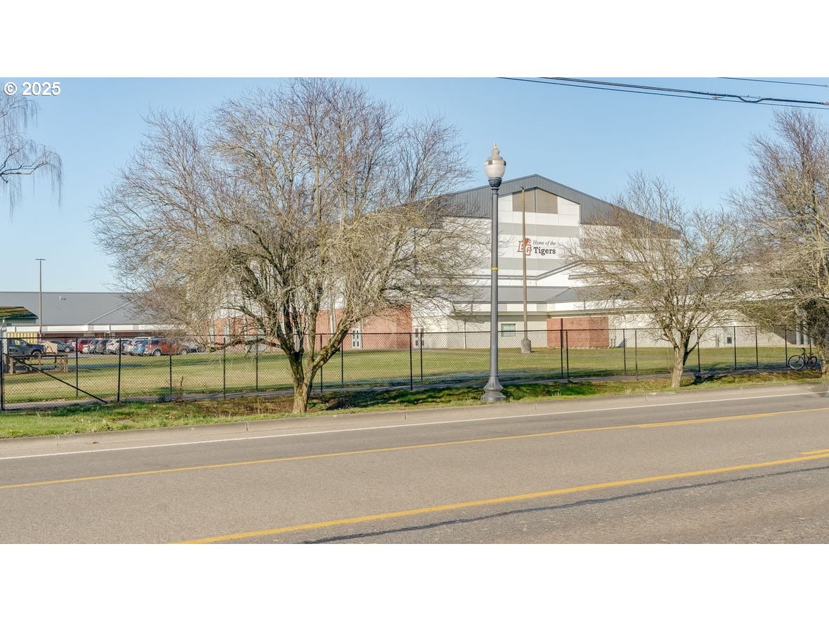 2708 NW 3RD AVE, Battle Ground, WA, 98604