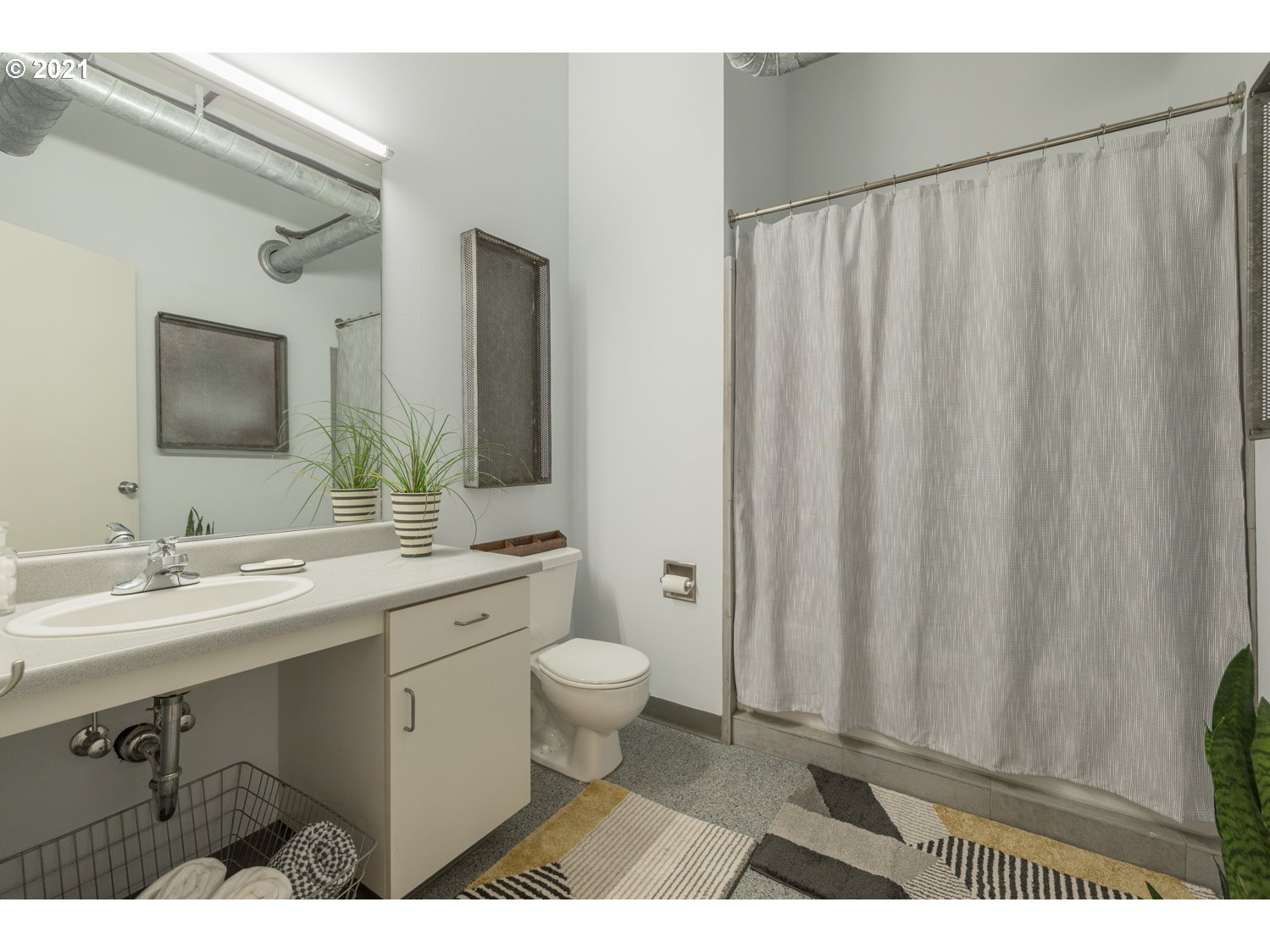 Photo #2: 21022753 Listing 
