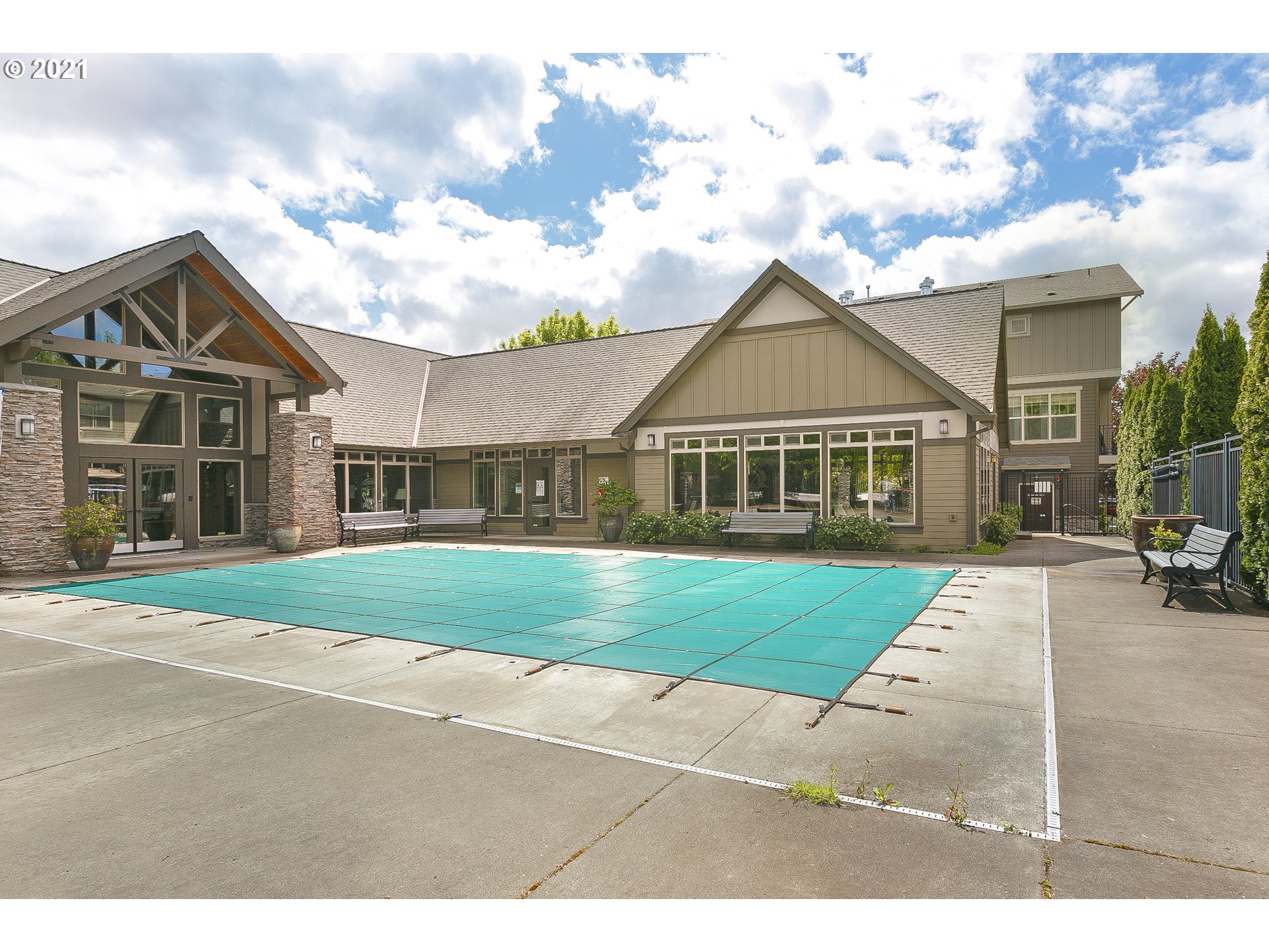 Photo #4: 21025577 Listing 