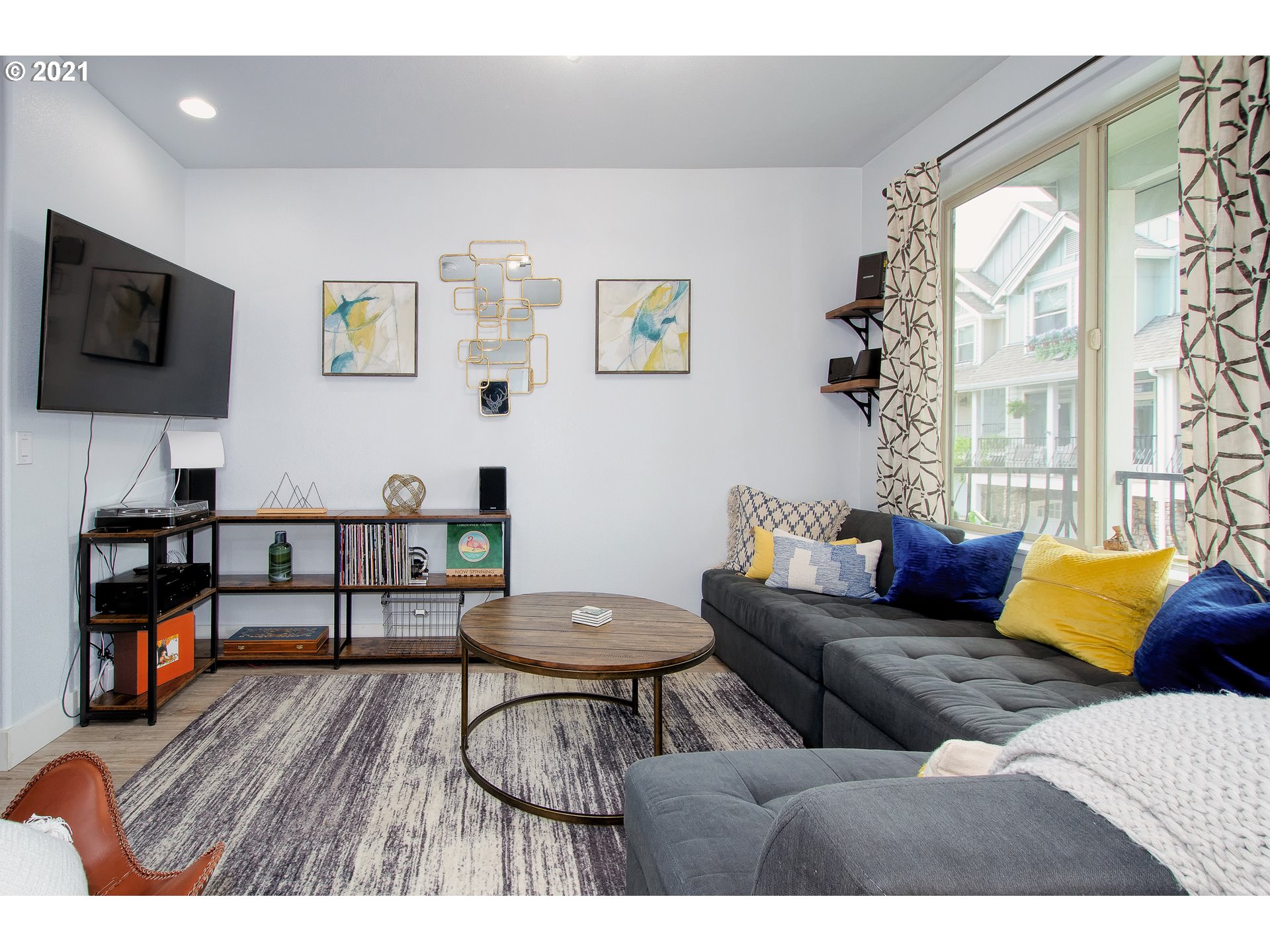 Photo #4: 21025706 Listing 