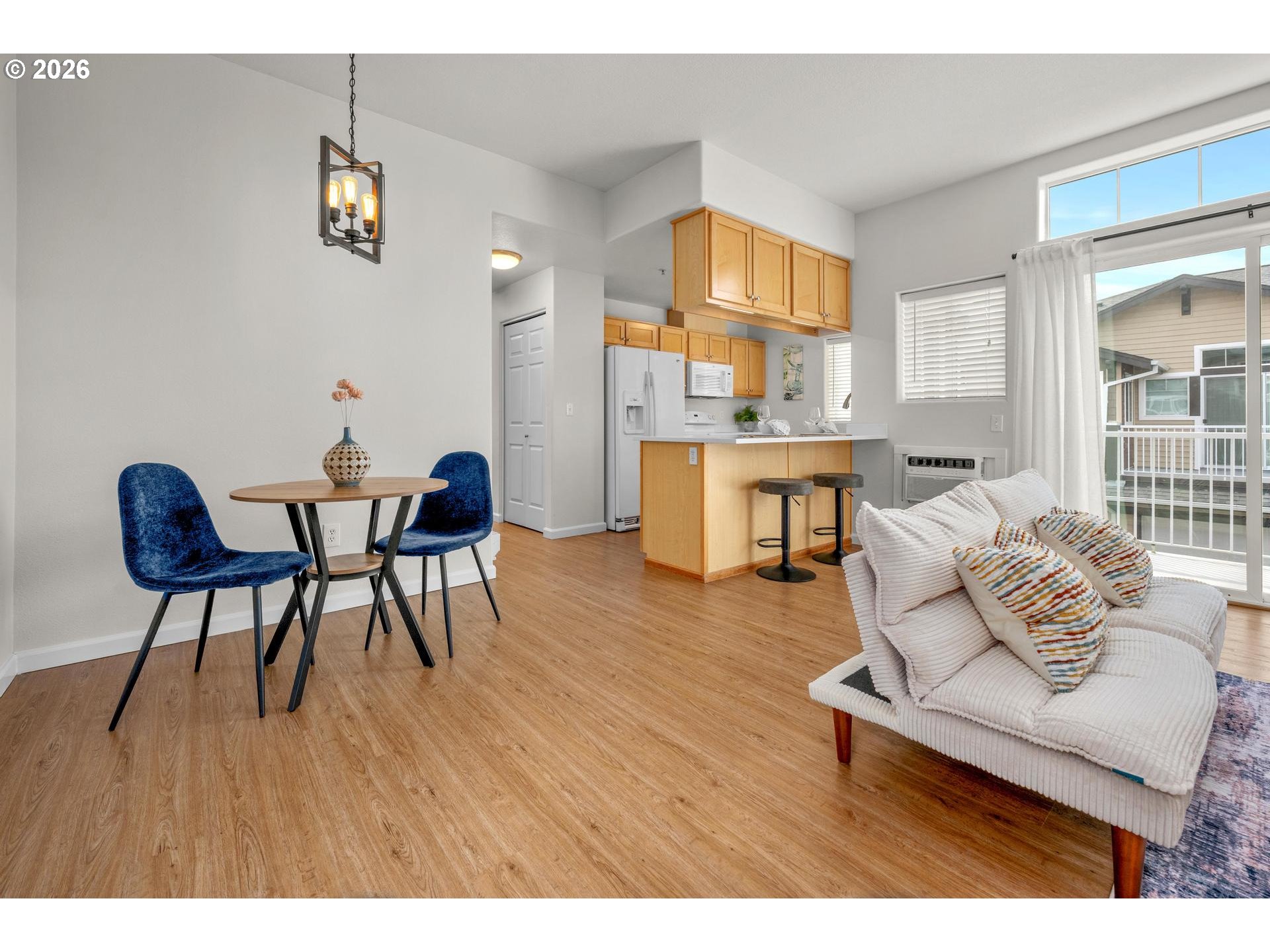 Photo #12: 210285532 Listing: Photo #12