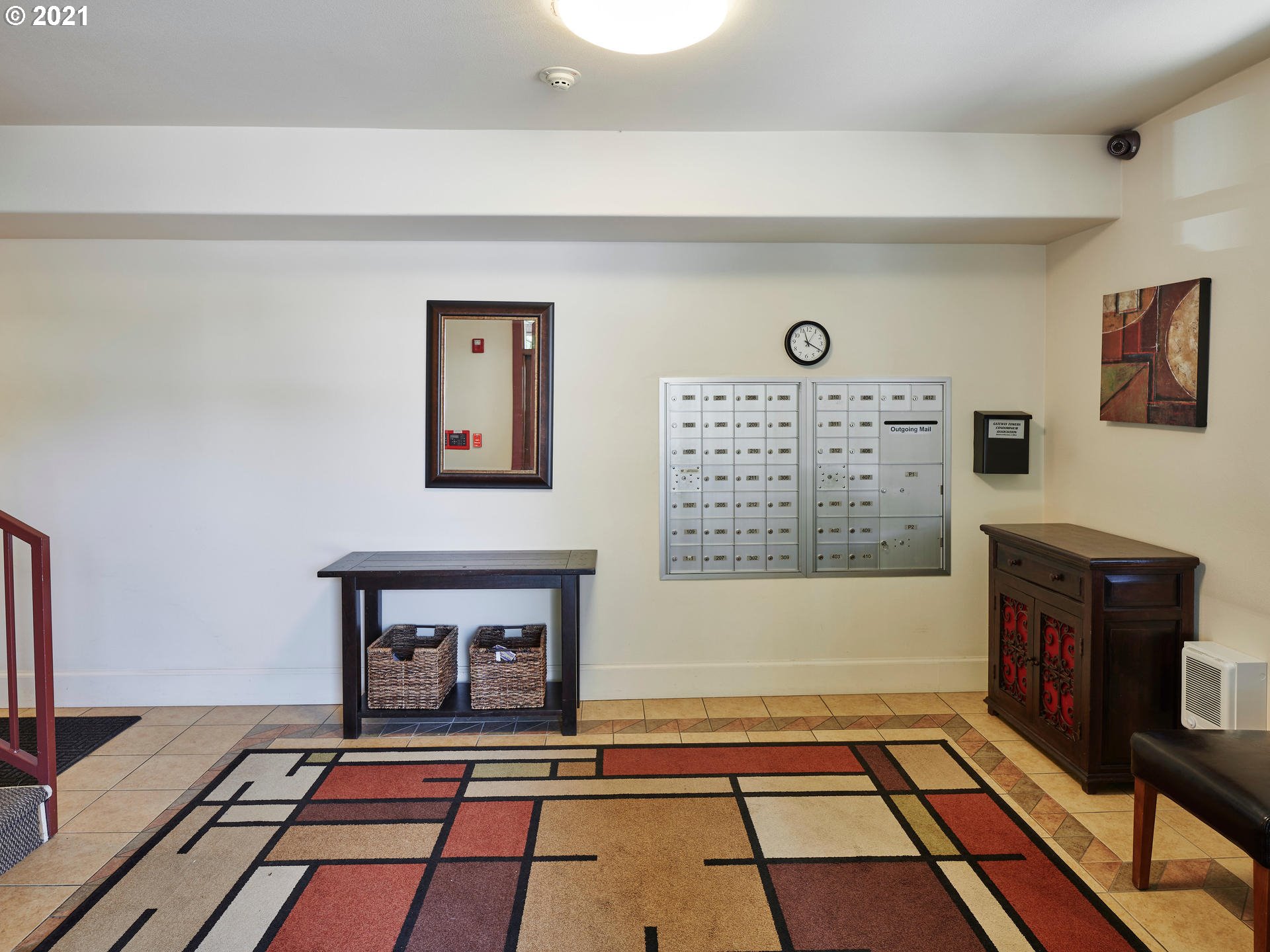 Photo #3: 21030343 Listing 