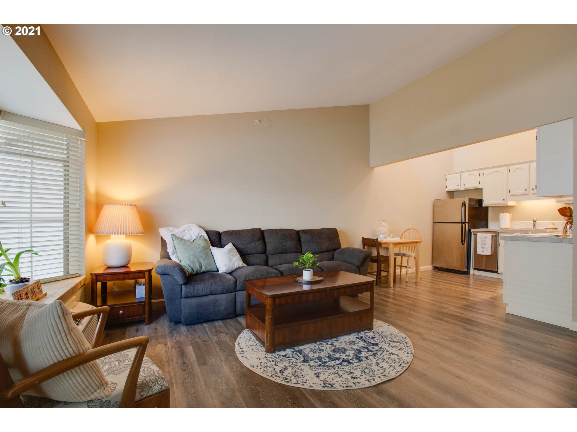 Photo #3: 21031128 Listing 