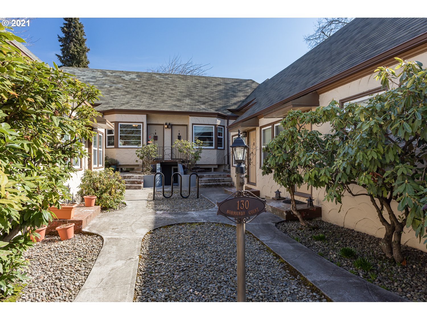 Photo #2: 21034629 Listing 