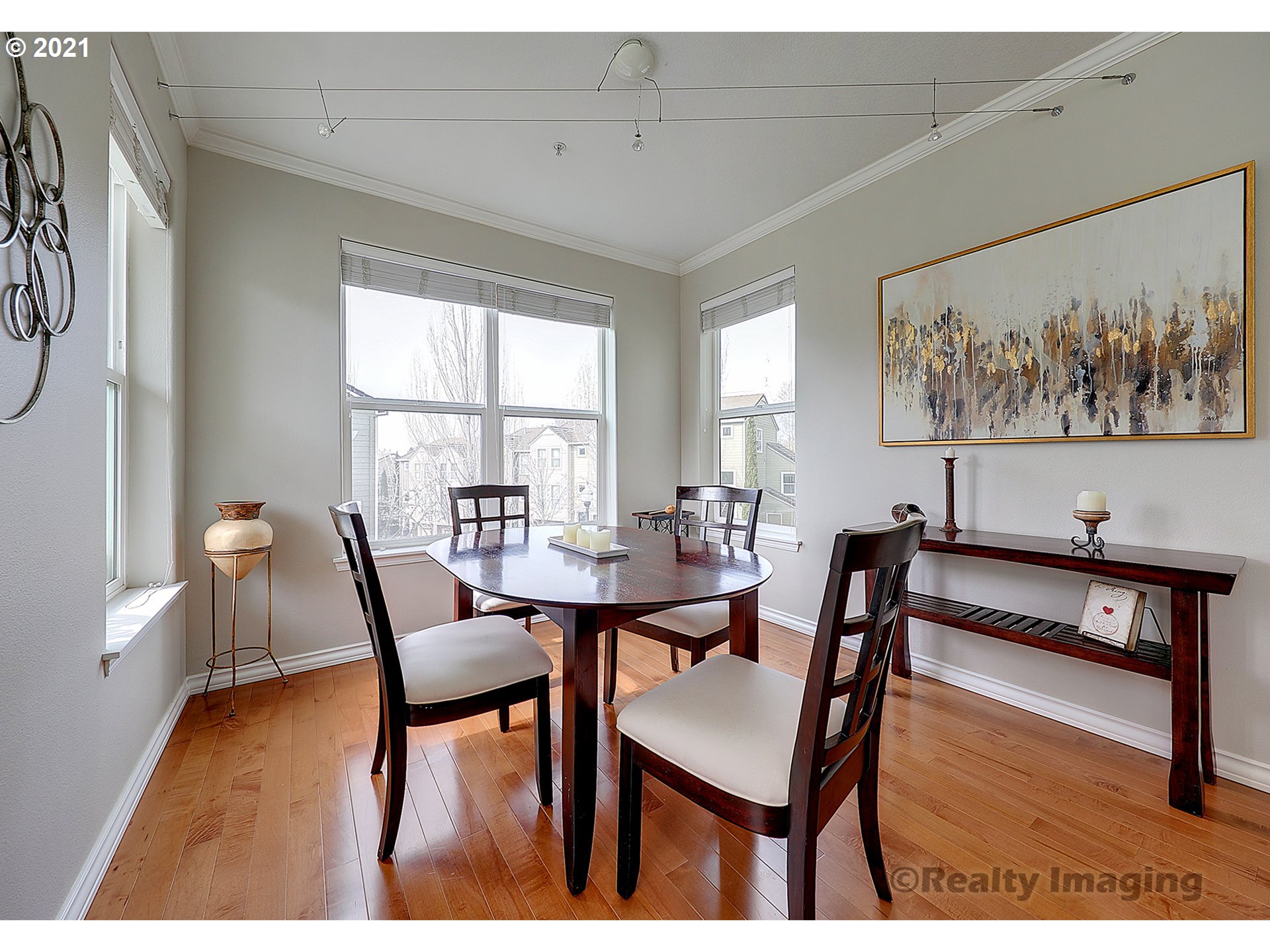 Photo #6: 21036627 Listing 