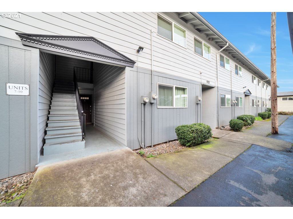 MLS: 21037915 Condo For Sale