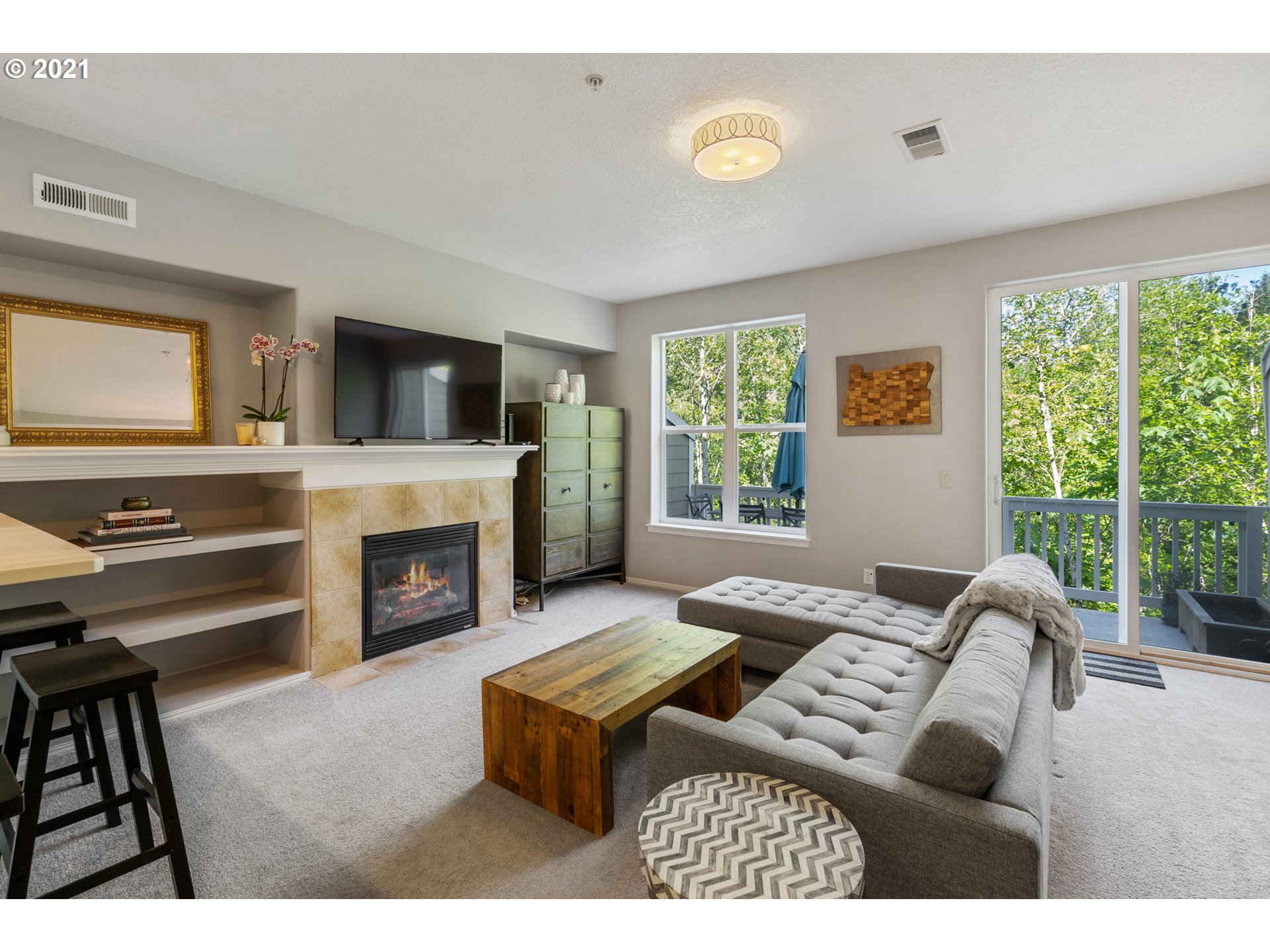 Photo #3: 21037922 Listing 