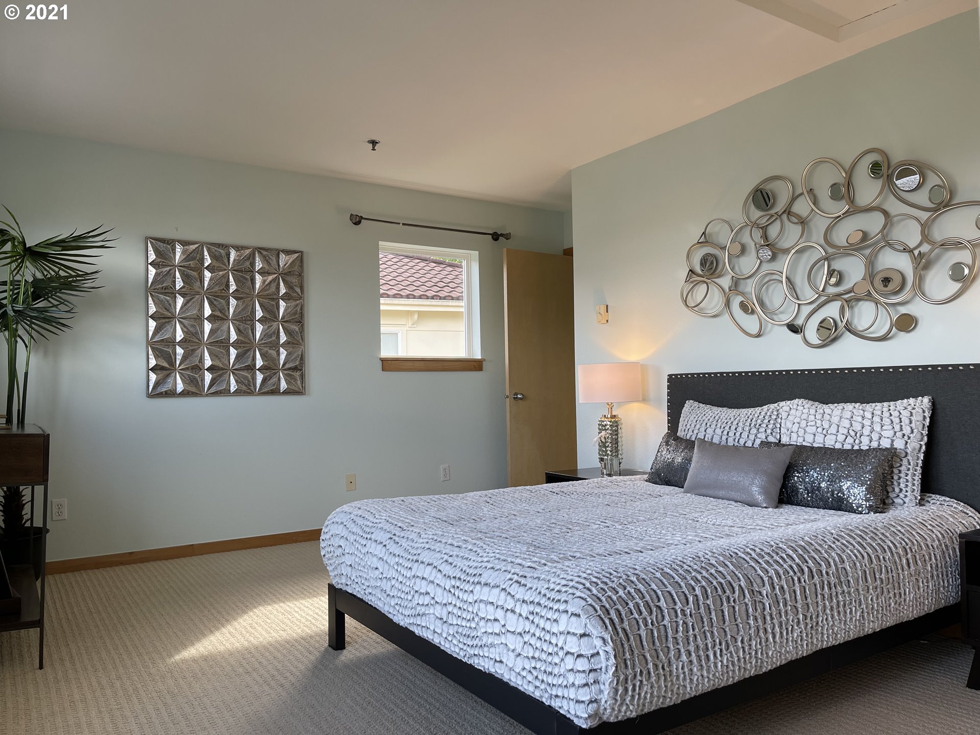 Photo #5: 21039626 Listing 