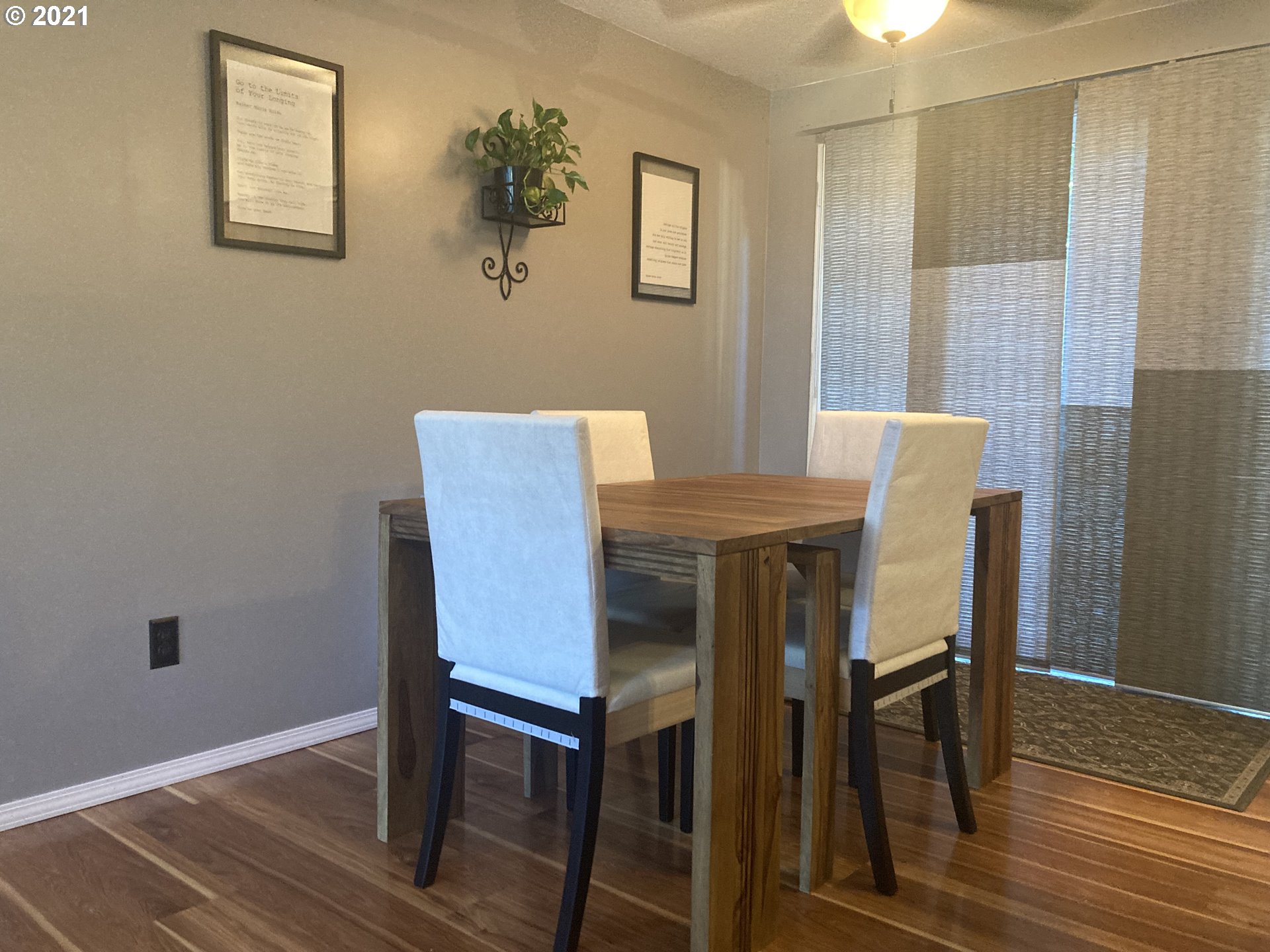Photo #4: 21048143 Listing 