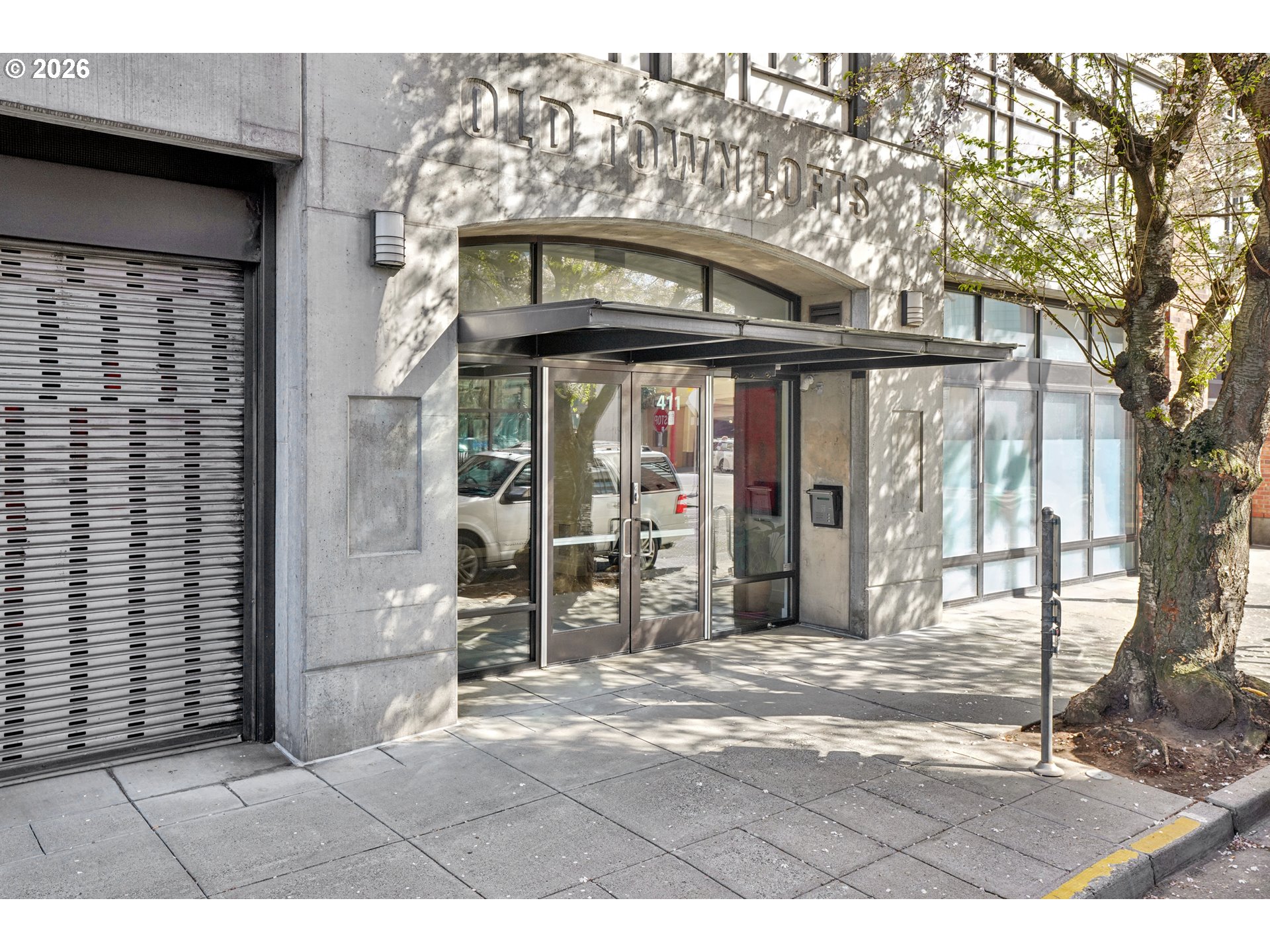 Photo #3: 210484605 Listing: Photo #3