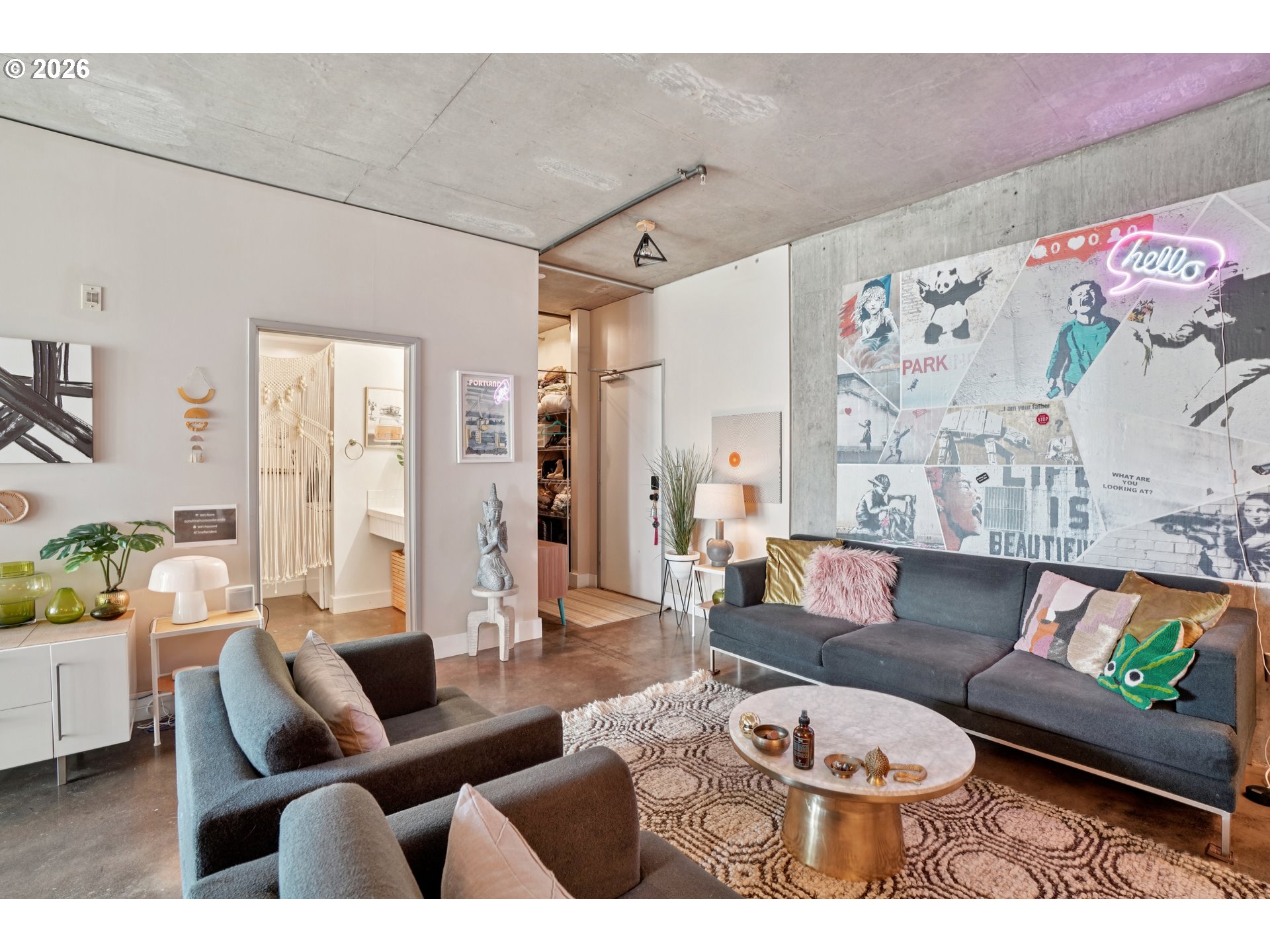 Photo #9: 210484605 Listing: Photo #9