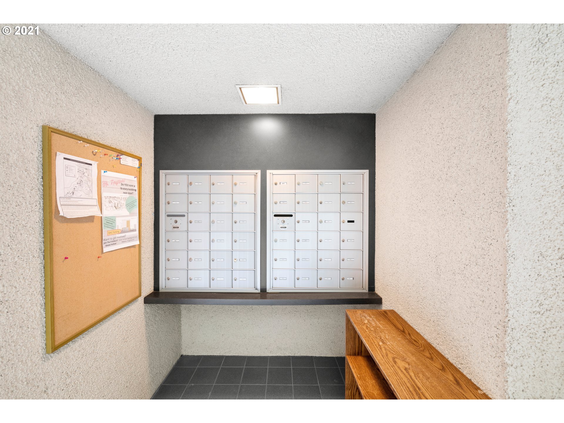 Photo #6: 21050882 Listing 