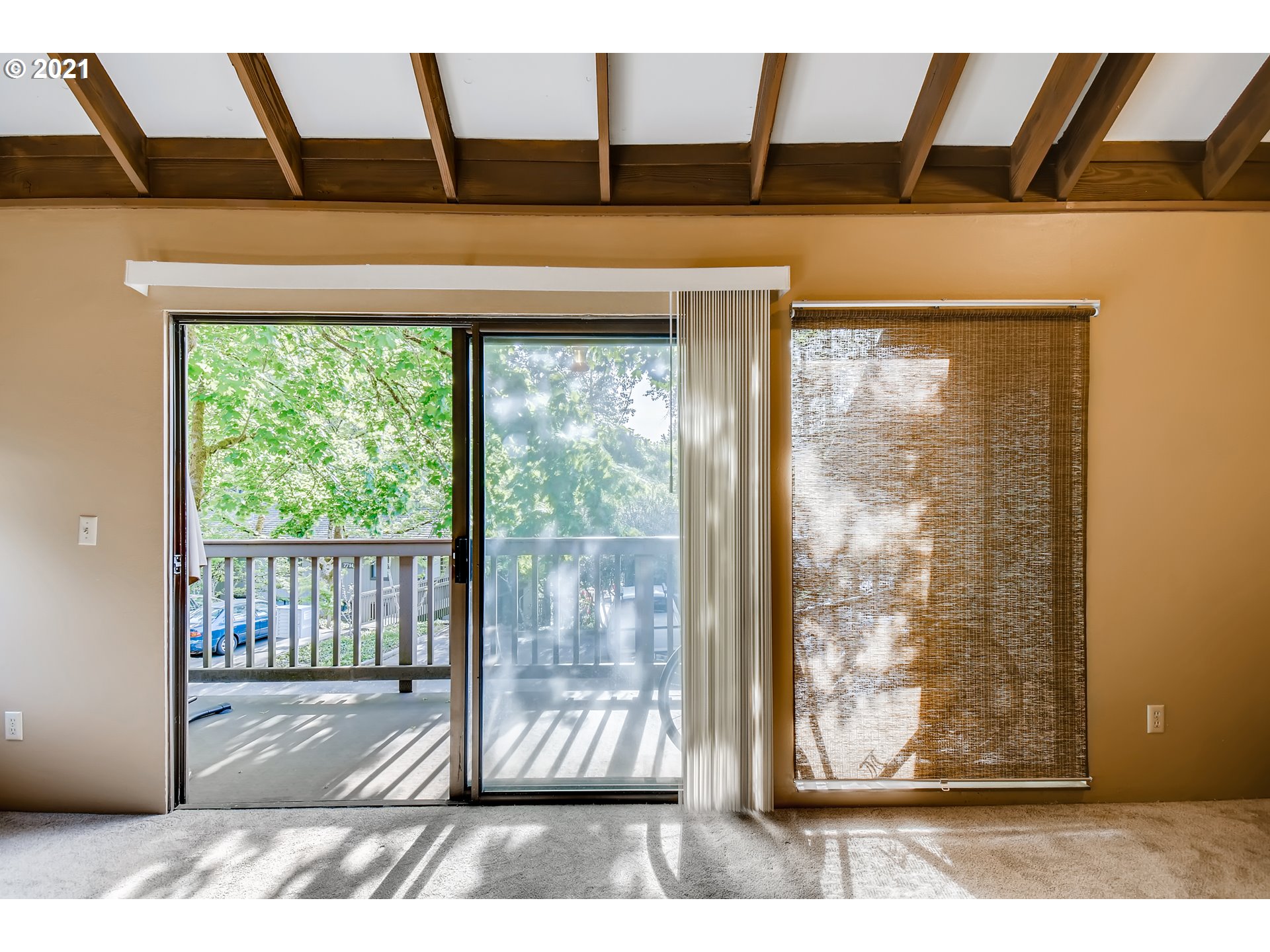 Photo #6: 21050928 Listing 