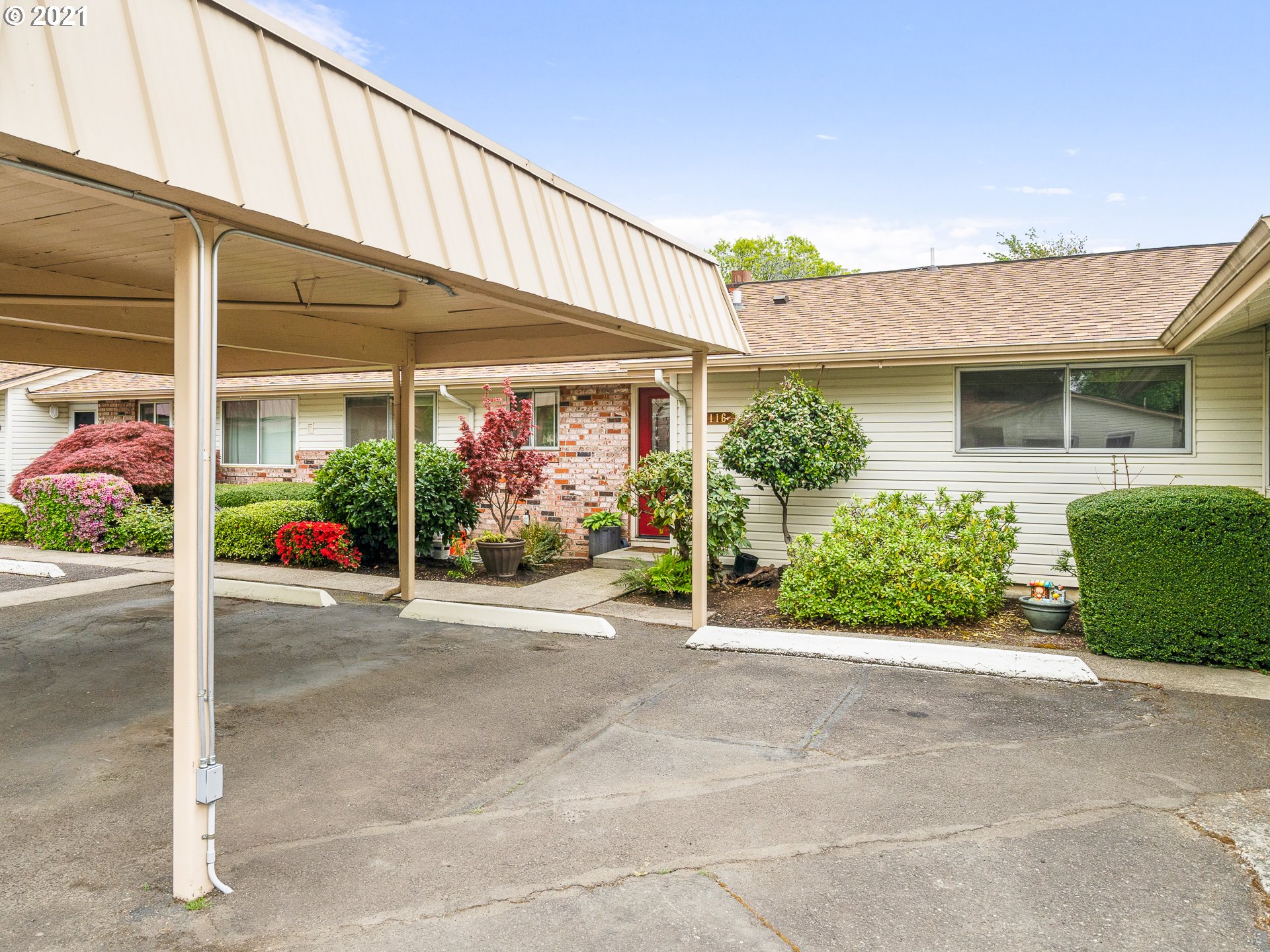 Photo #2: 21051589 Listing 