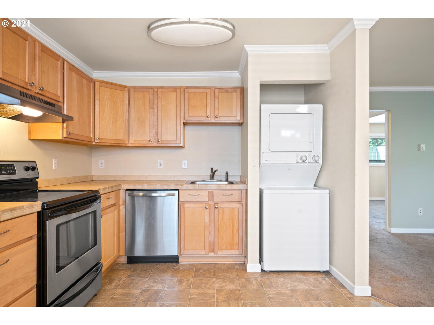 Photo #3: 21053654 Listing 