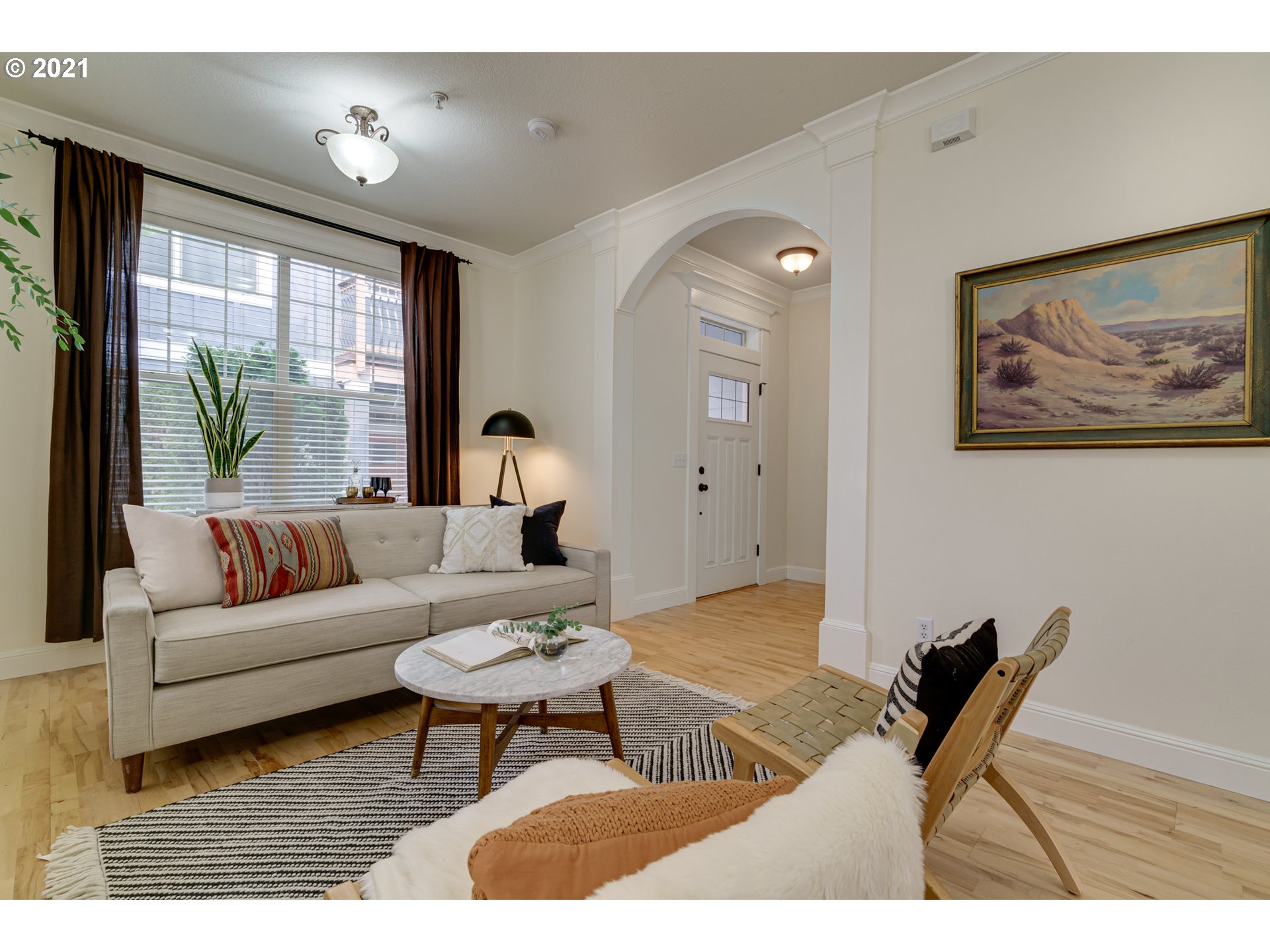 Photo #5: 21057483 Listing 