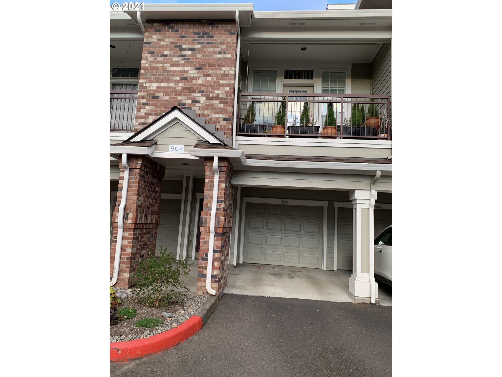 Photo #3: 21057695 Listing 