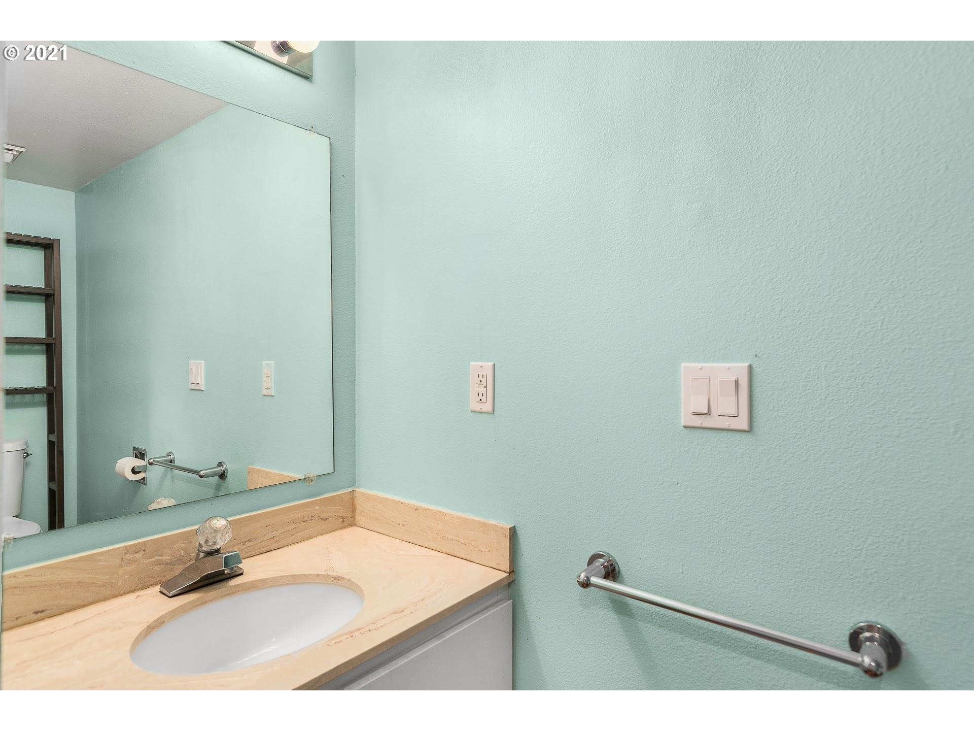 Photo #6: 21063111 Listing 