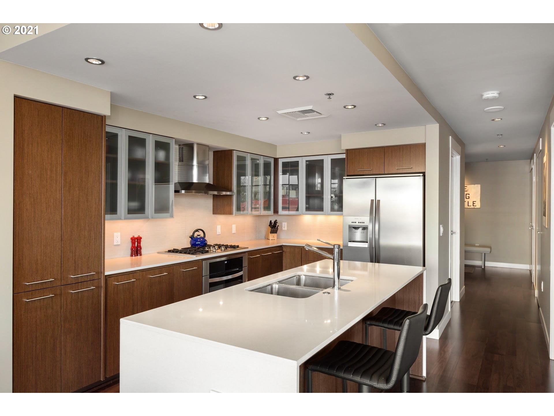 Photo #4: 21064975 Listing 