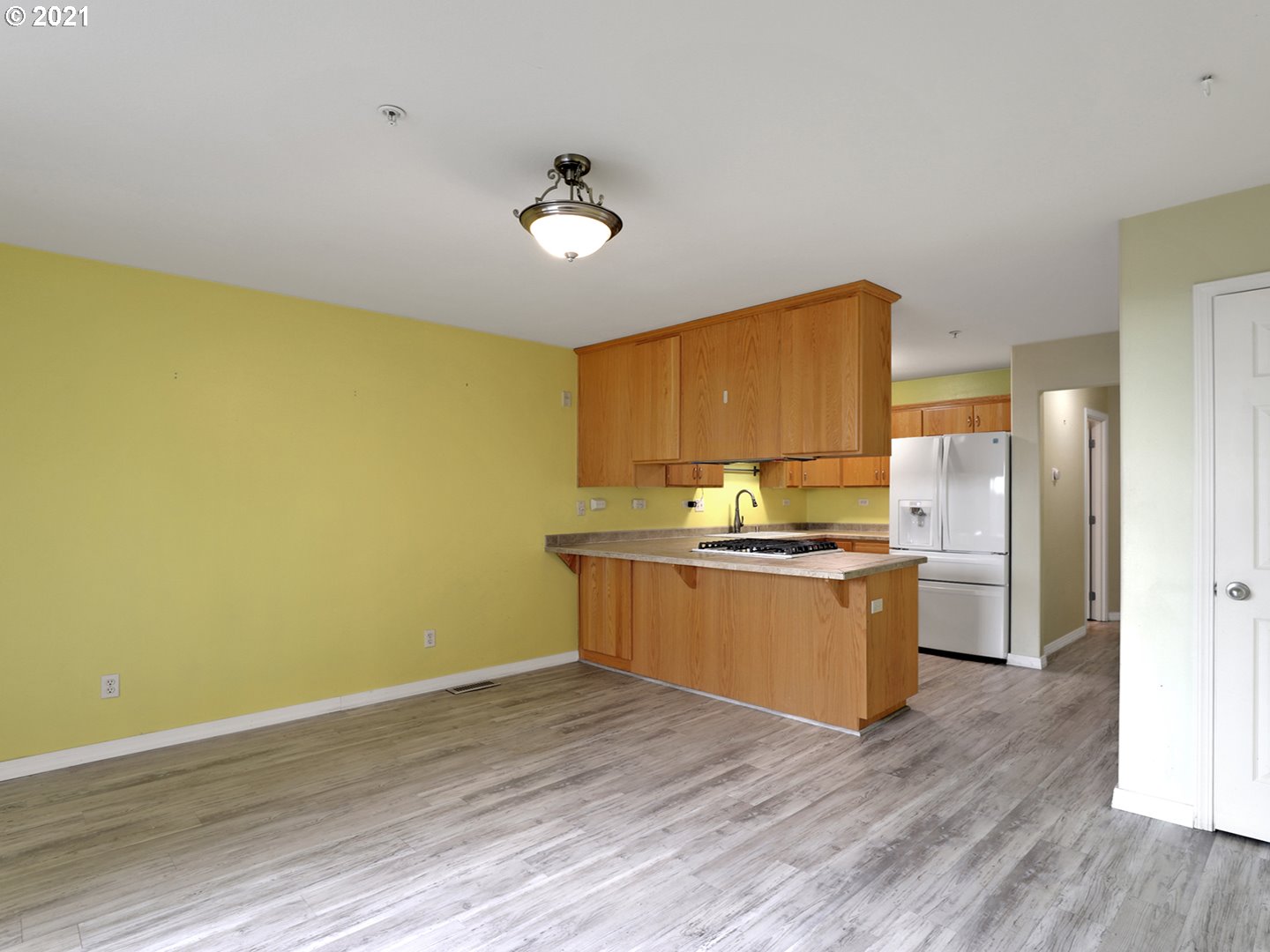 Photo #3: 21065700 Listing 