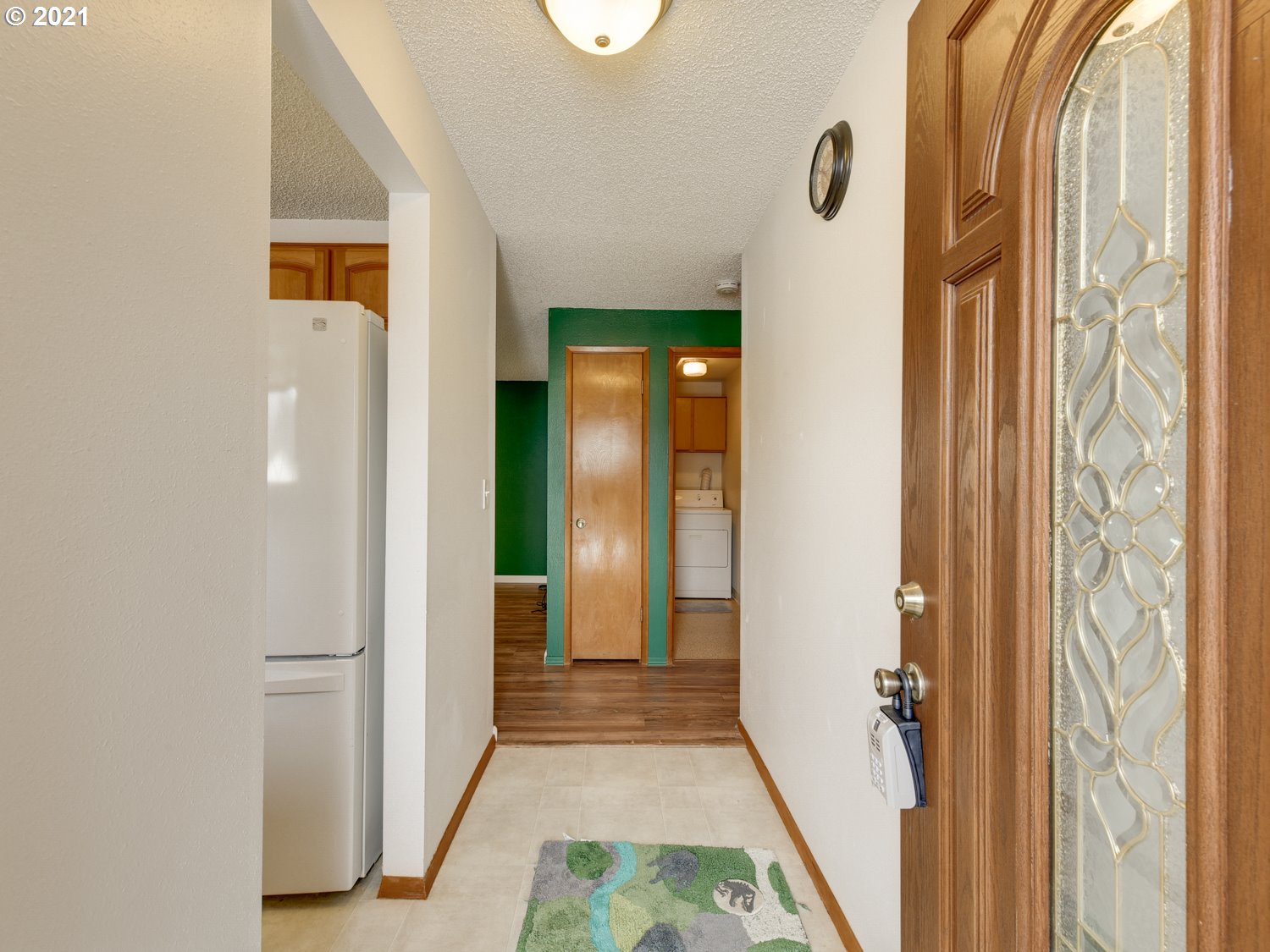 Photo #5: 21066461 Listing 