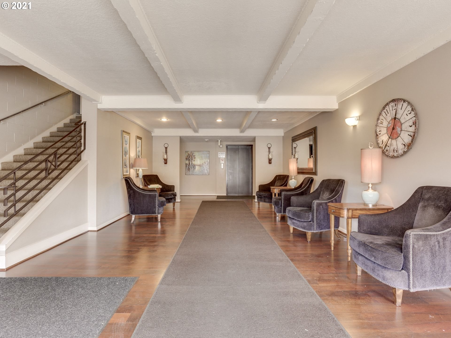 Photo #6: 21068090 Listing 